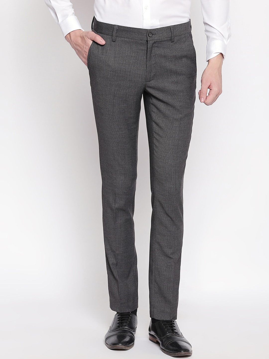 

Basics Men Grey Tapered Fit Solid Formal Trousers