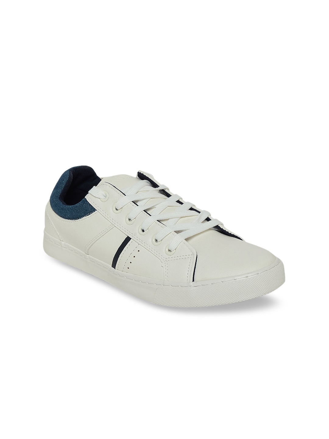 

BYFORD by Pantaloons Men White Solid Sneakers