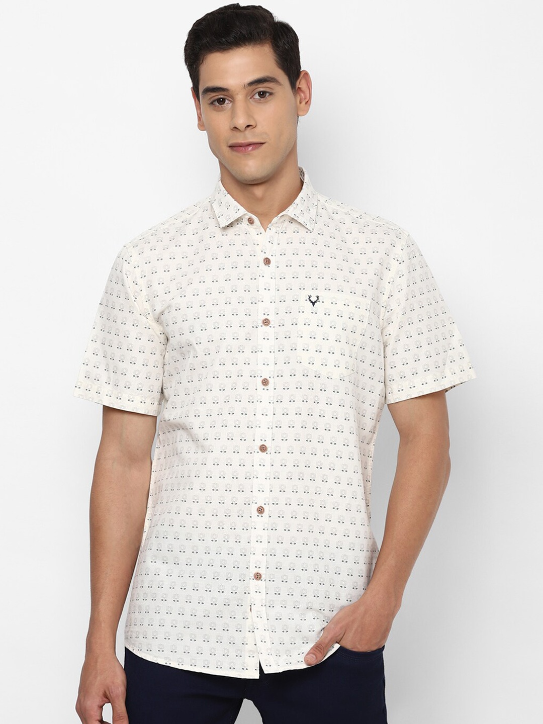 

Allen Solly Sport Men Off-White Regular Fit Printed Casual Shirt