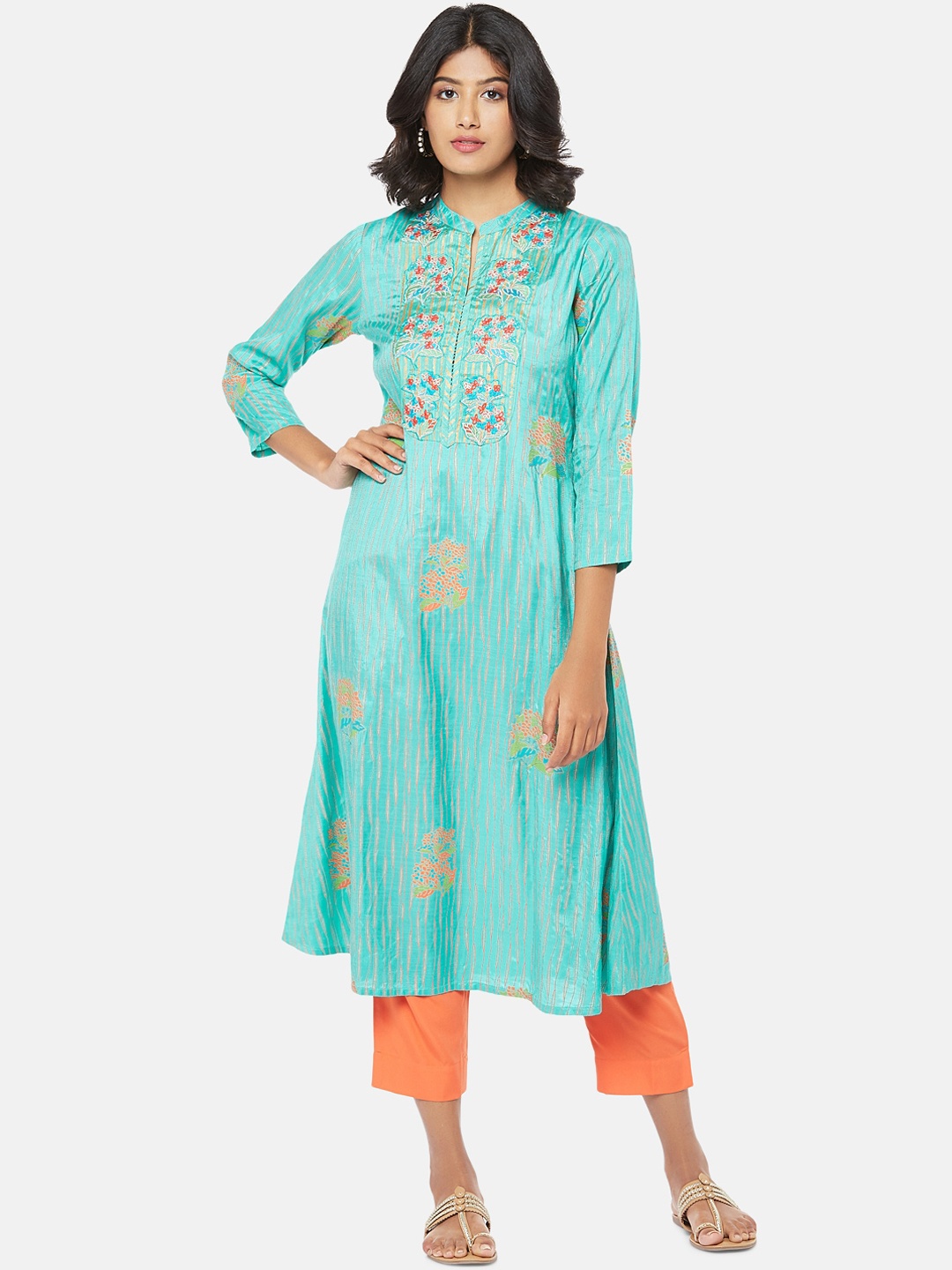 

RANGMANCH BY PANTALOONS Women Turquoise Blue Floral Printed Thread Work Kurta