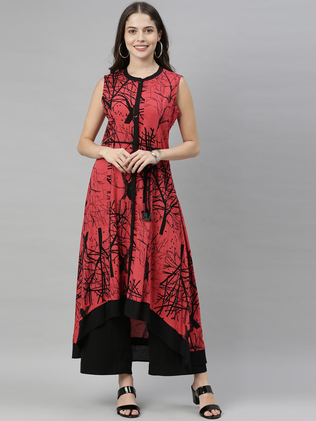 

Neerus Women Red & Black Printed Anarkali Kurta