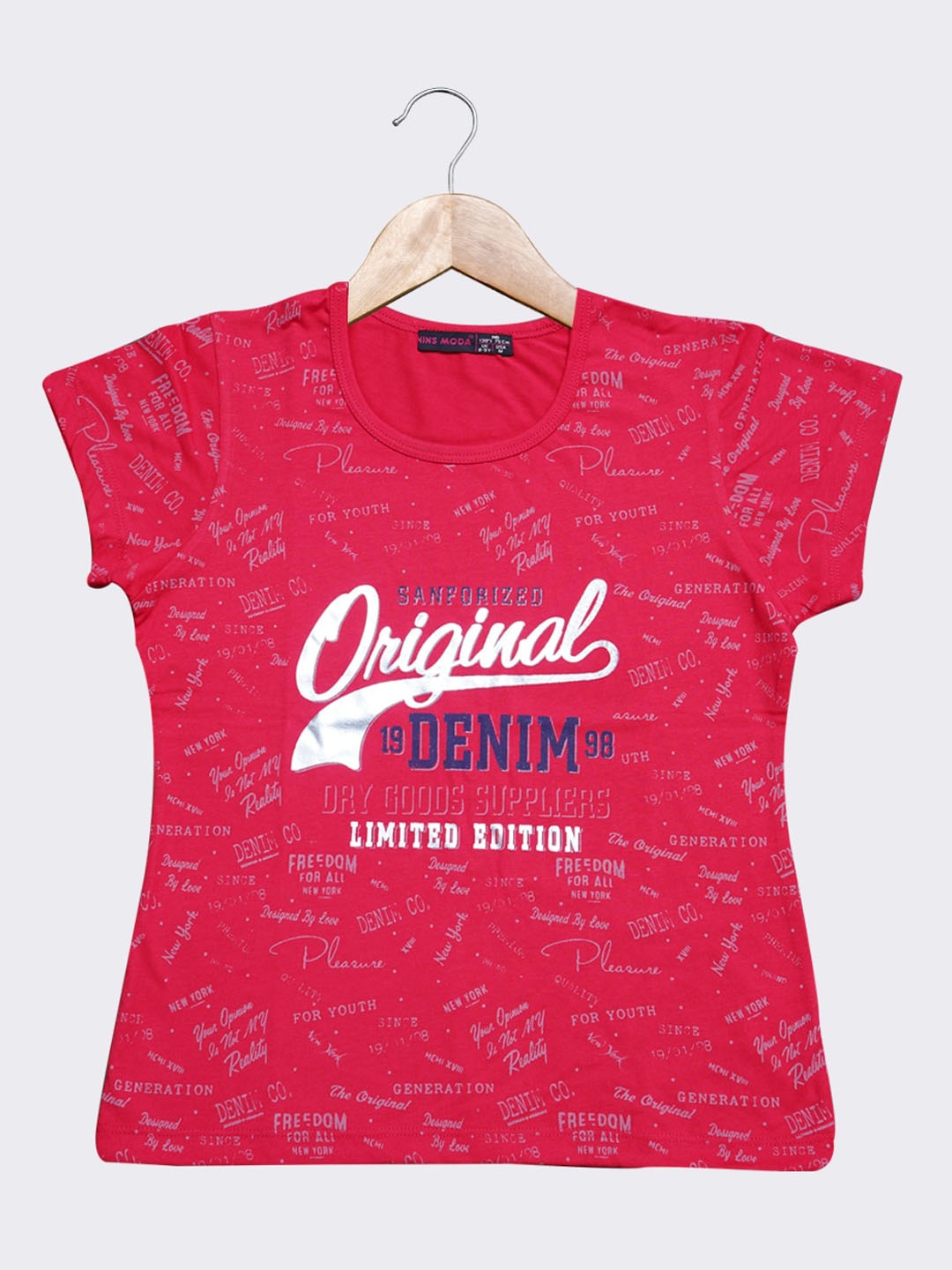 

Nins Moda Magenta & White Printed Regular Top