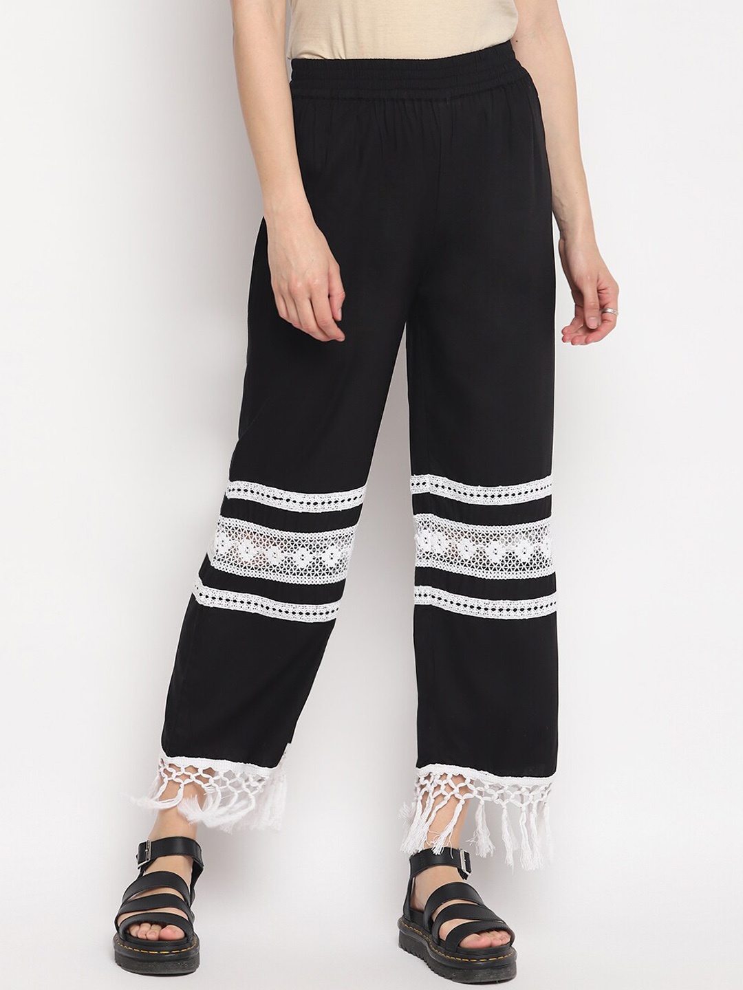 

OTORVA Women Rayon Black & White Straight Fit Self Design Regular Trousers