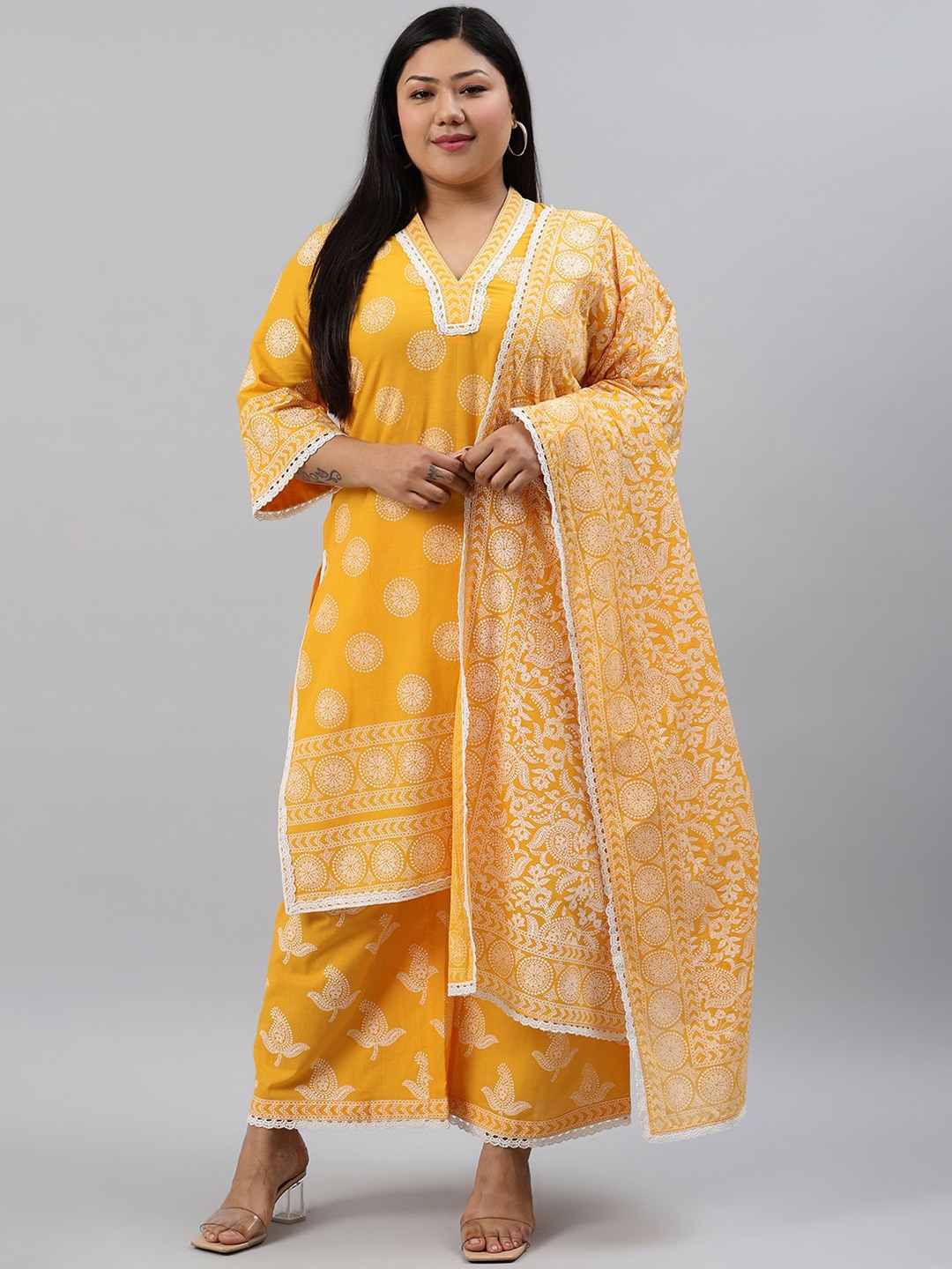 

EXTRA LOVE BY LIBAS Women Plus Size Yellow Printed Kurta with Palazzos & Dupatta