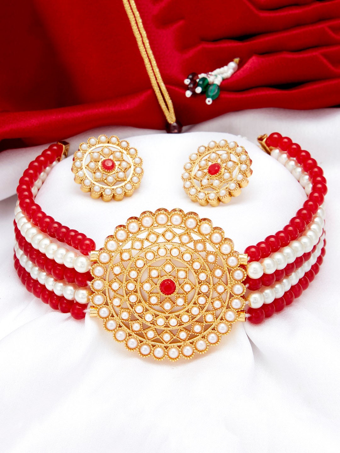 

Sukkhi Gold-Plated Red & White Pearl-Studded Beaded Sustainable Jewellery Set
