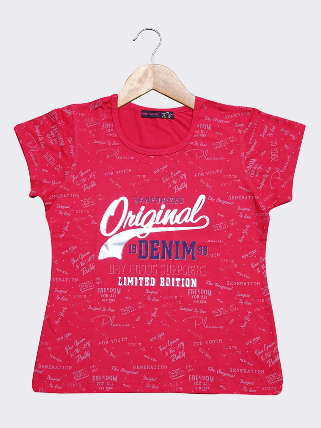 

Nins Moda Magenta Printed Regular Top