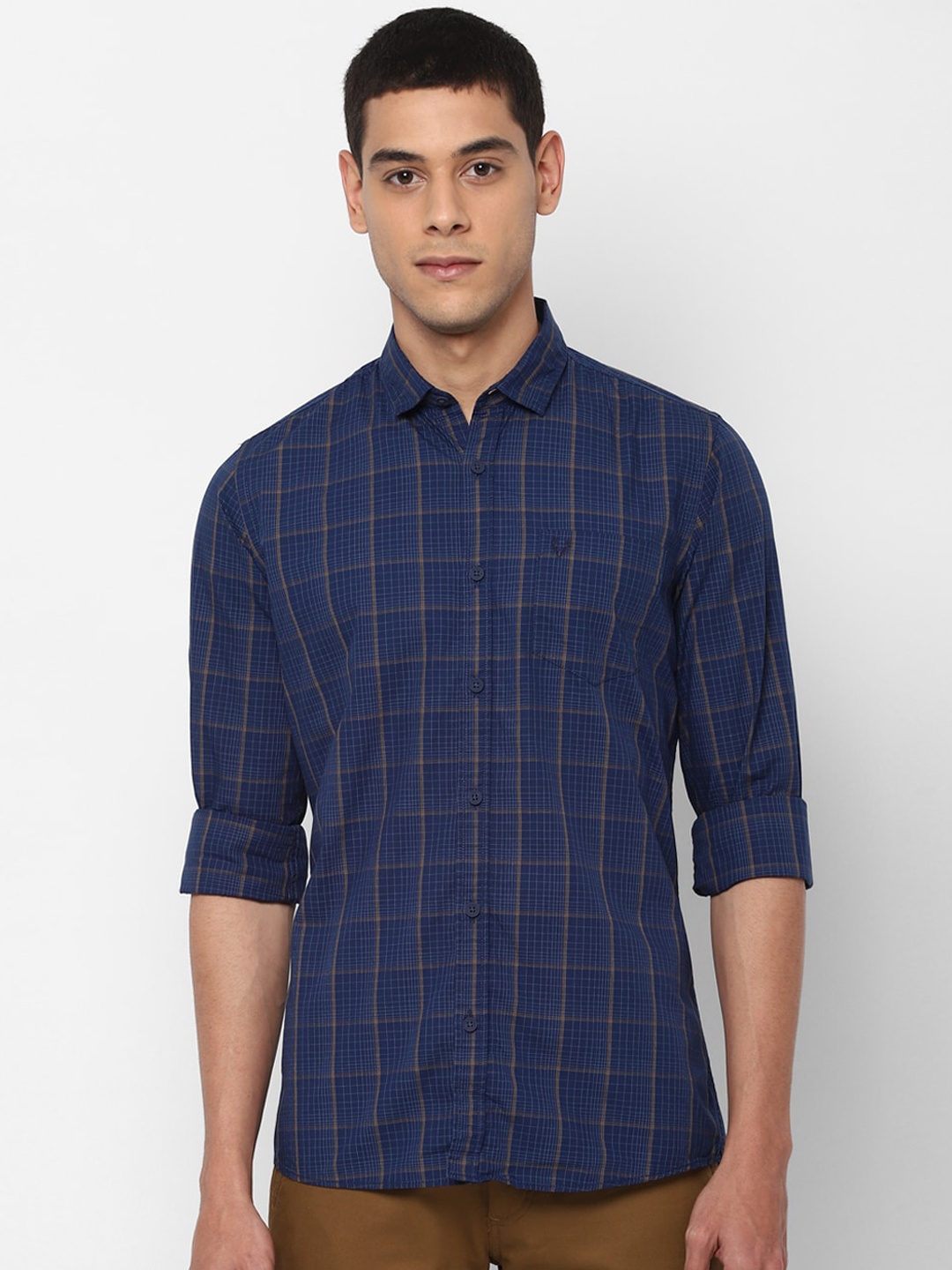 

Allen Solly Sport Men Navy Blue Regular Fit Checked Pure Cotton Casual Shirt