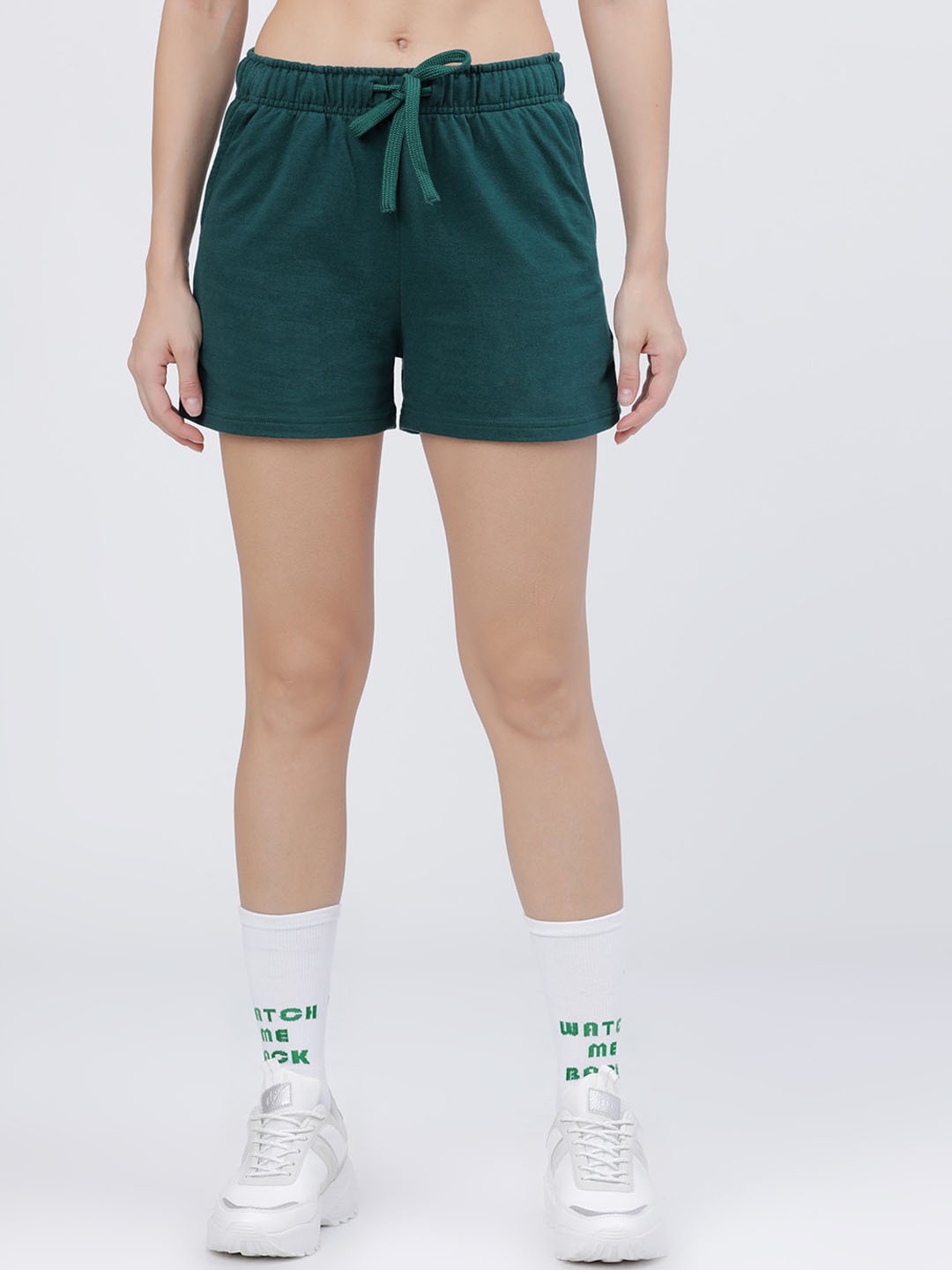 

Tokyo Talkies Women Green Solid Regular Fit Sports Shorts