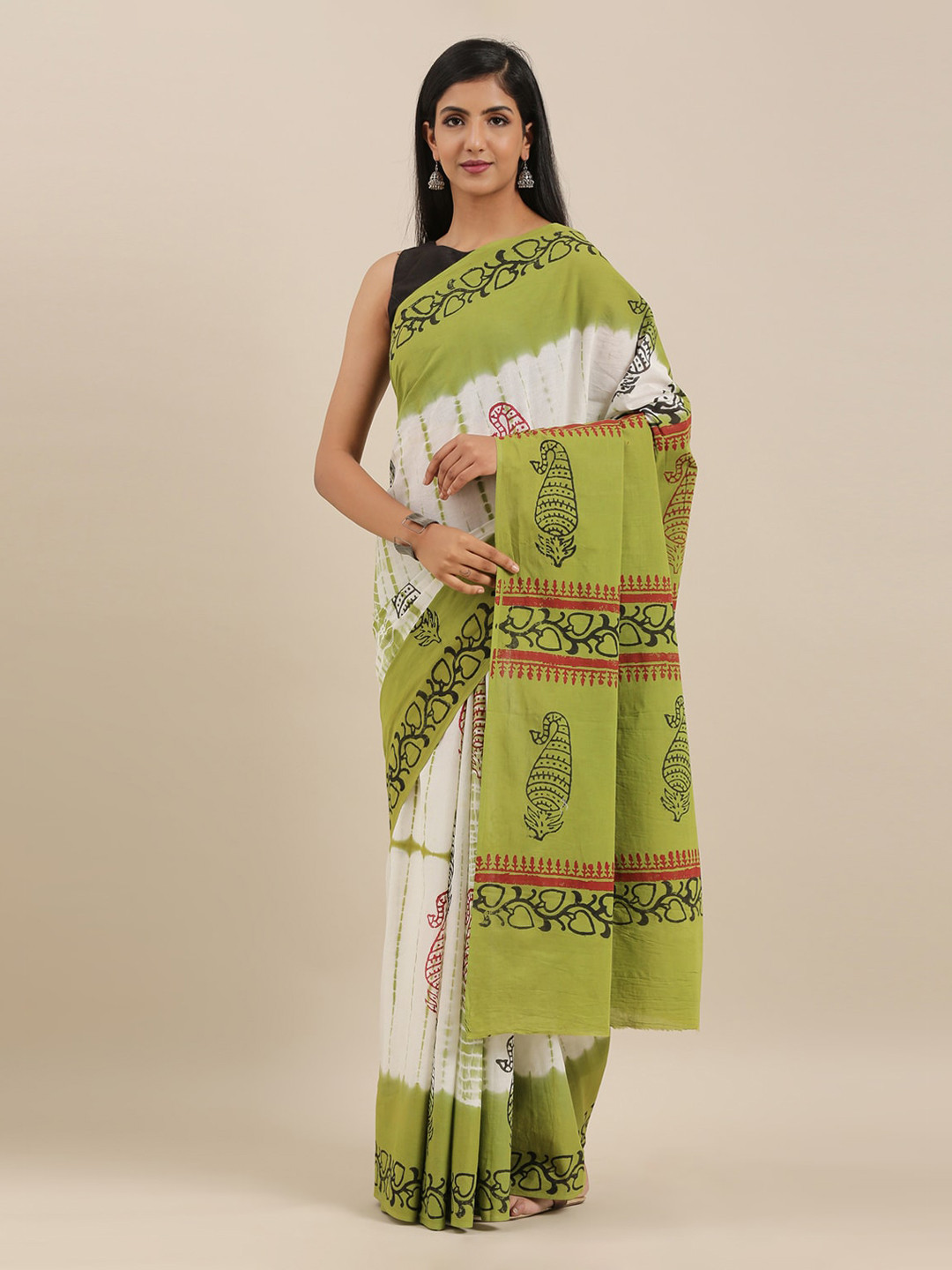 

The Chennai Silks White & Green Pure Cotton Printed Saree
