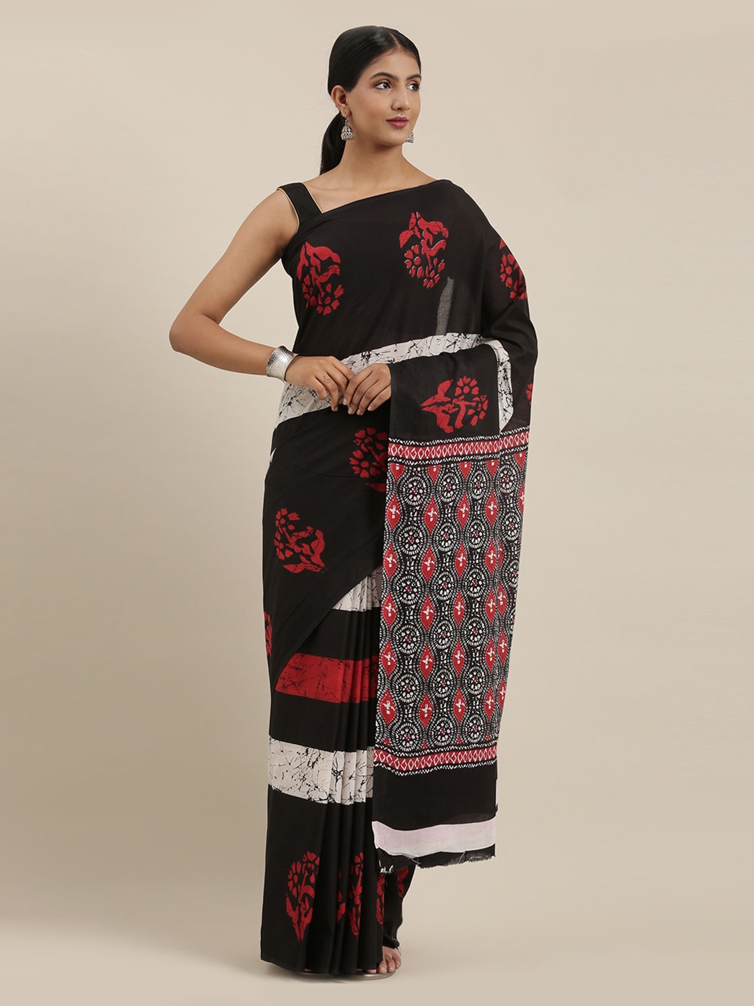 

The Chennai Silks Black Printed Pure Cotton Saree