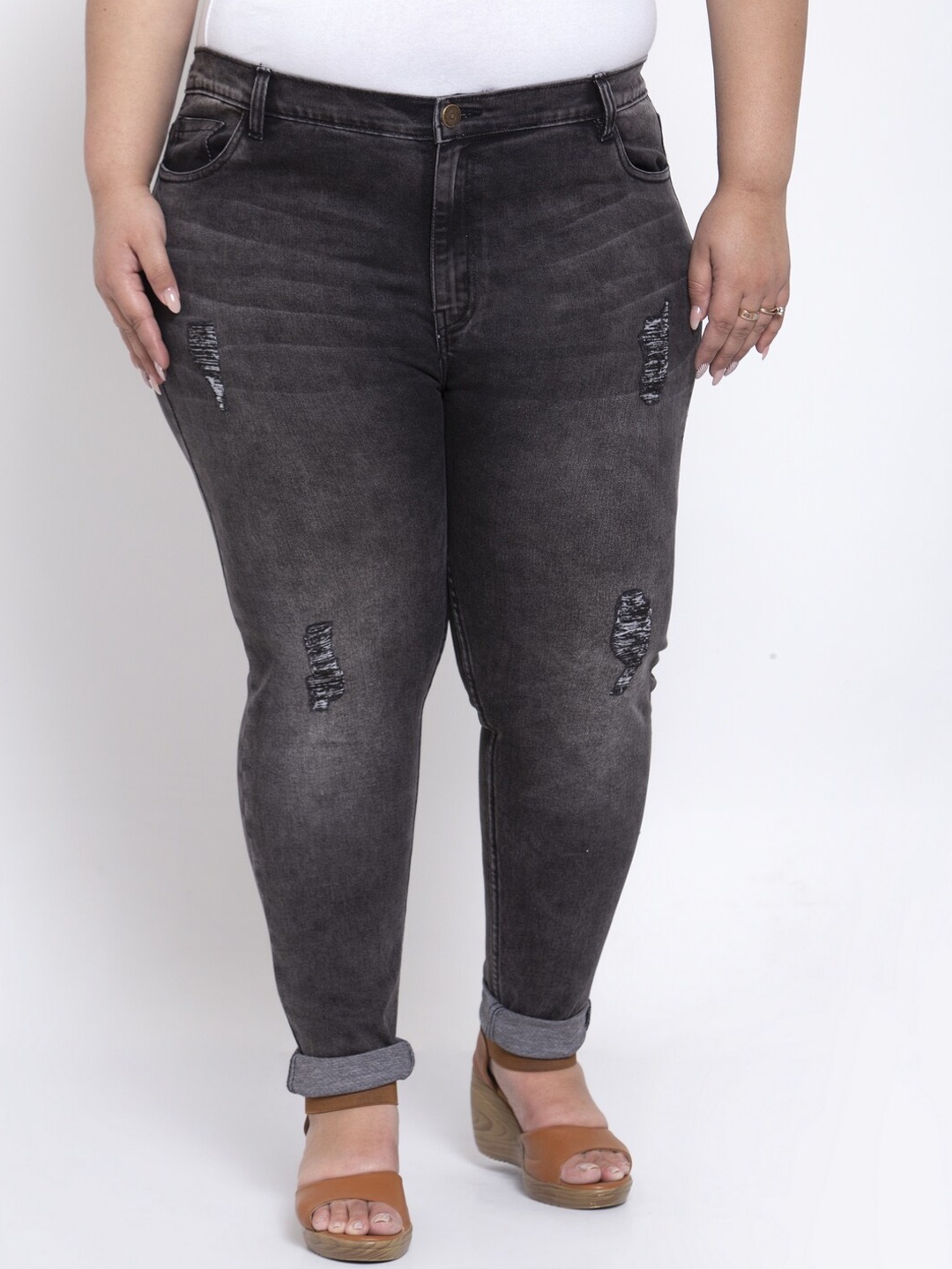 

plusS Women Black Regular Fit Mid-Rise Mildly Distressed Jeans