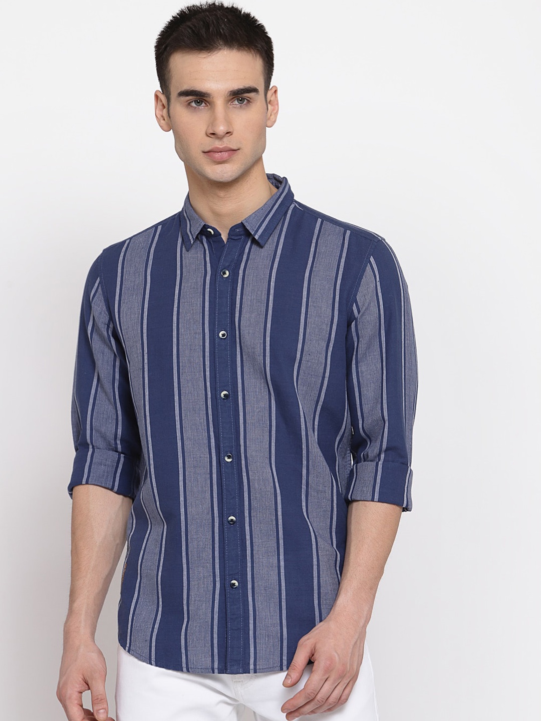 

Pepe Jeans Men Navy Blue Regular Fit Striped Casual Shirt