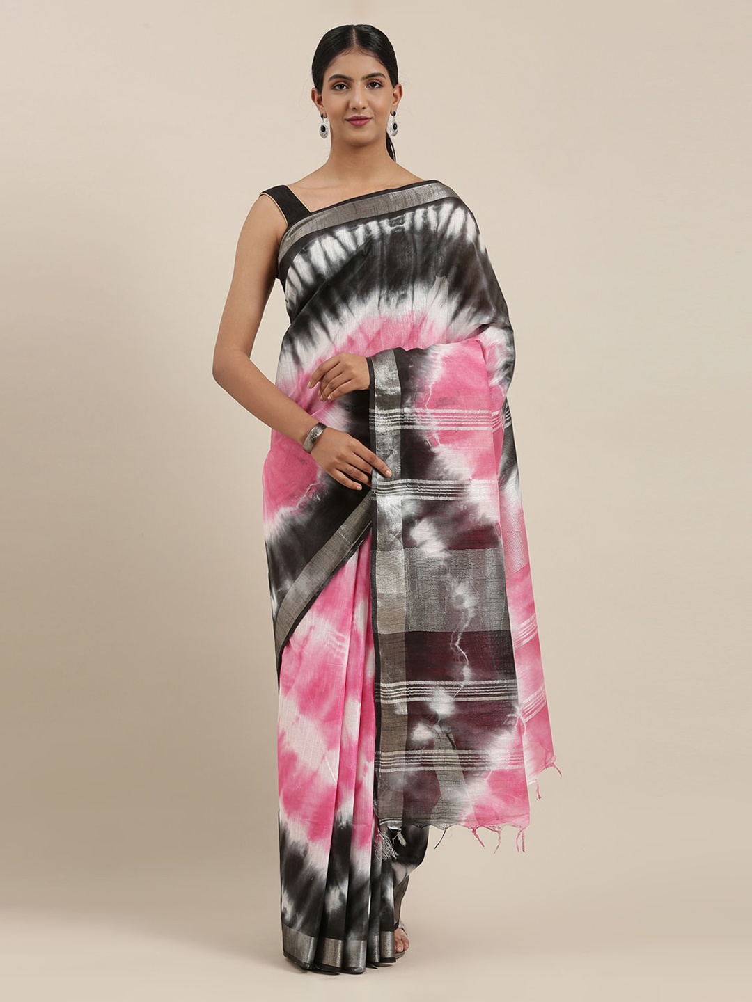 

The Chennai Silks Pink & Black Pure Cotton Dyed Saree