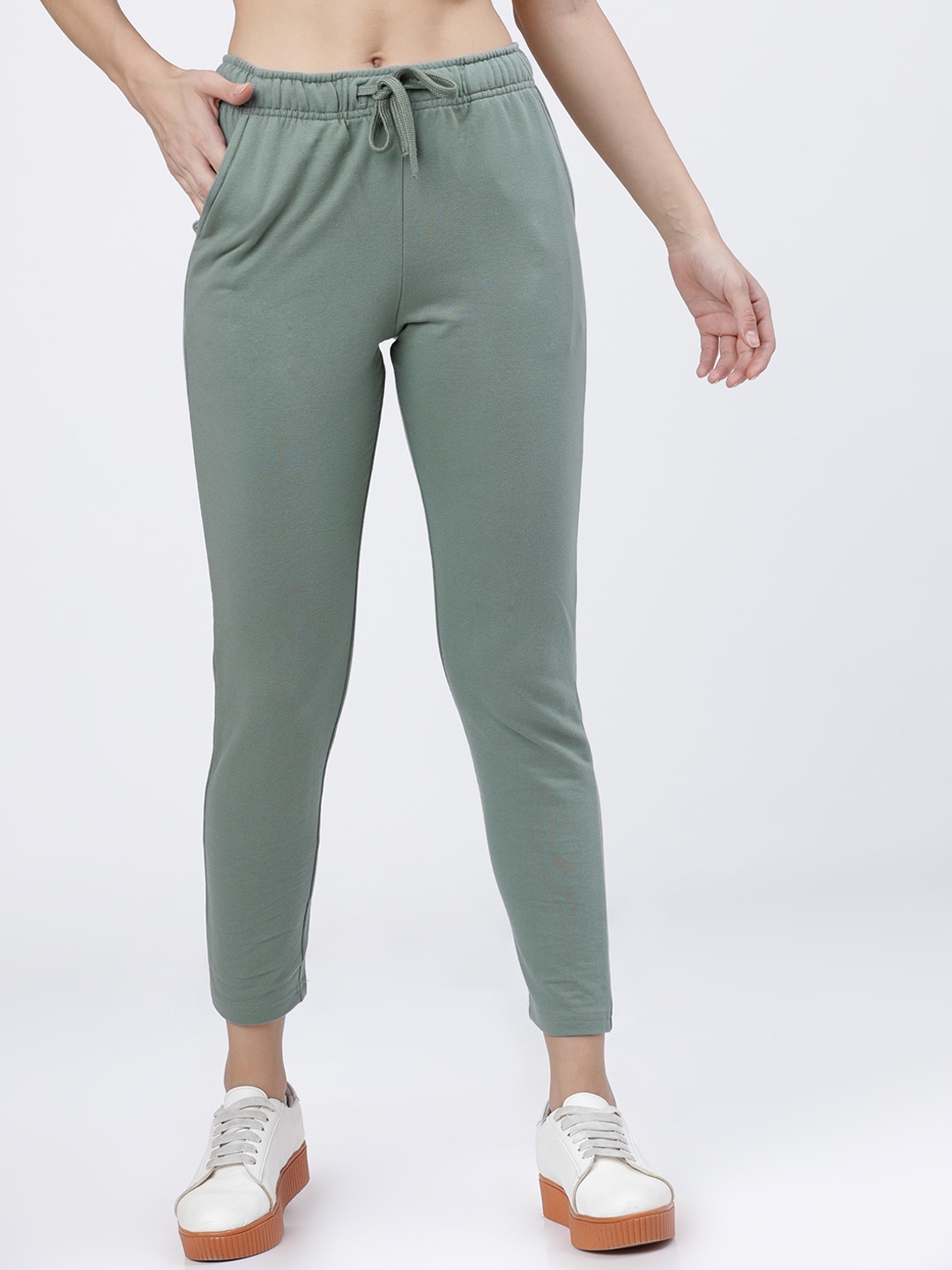 

Tokyo Talkies Women Green Solid Slim-Fit Track Pants