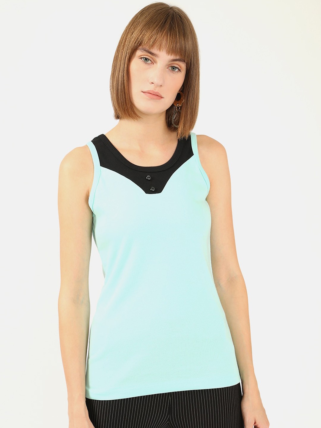

V2 Value & Variety Turquoise Blue & Black Tank Top