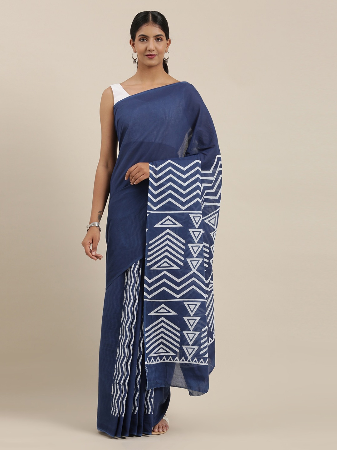 

The Chennai Silks Navy Blue Printed Pure Cotton Saree