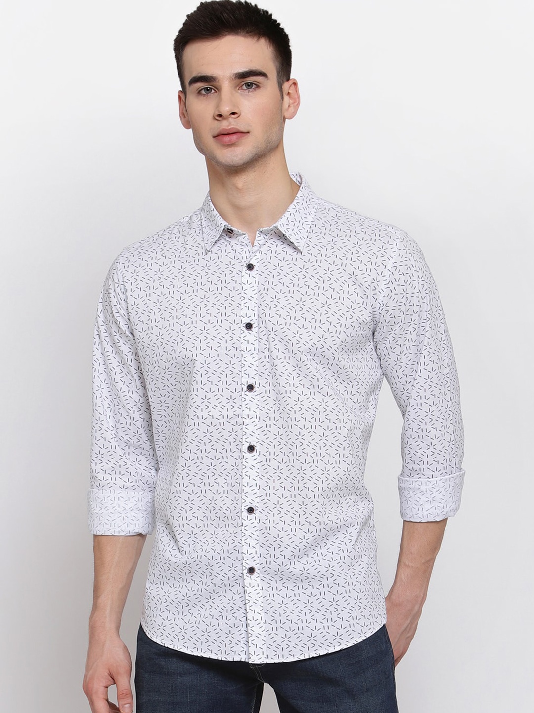 

Pepe Jeans Men White Pure Cotton Regular Fit Printed Casual Shirt