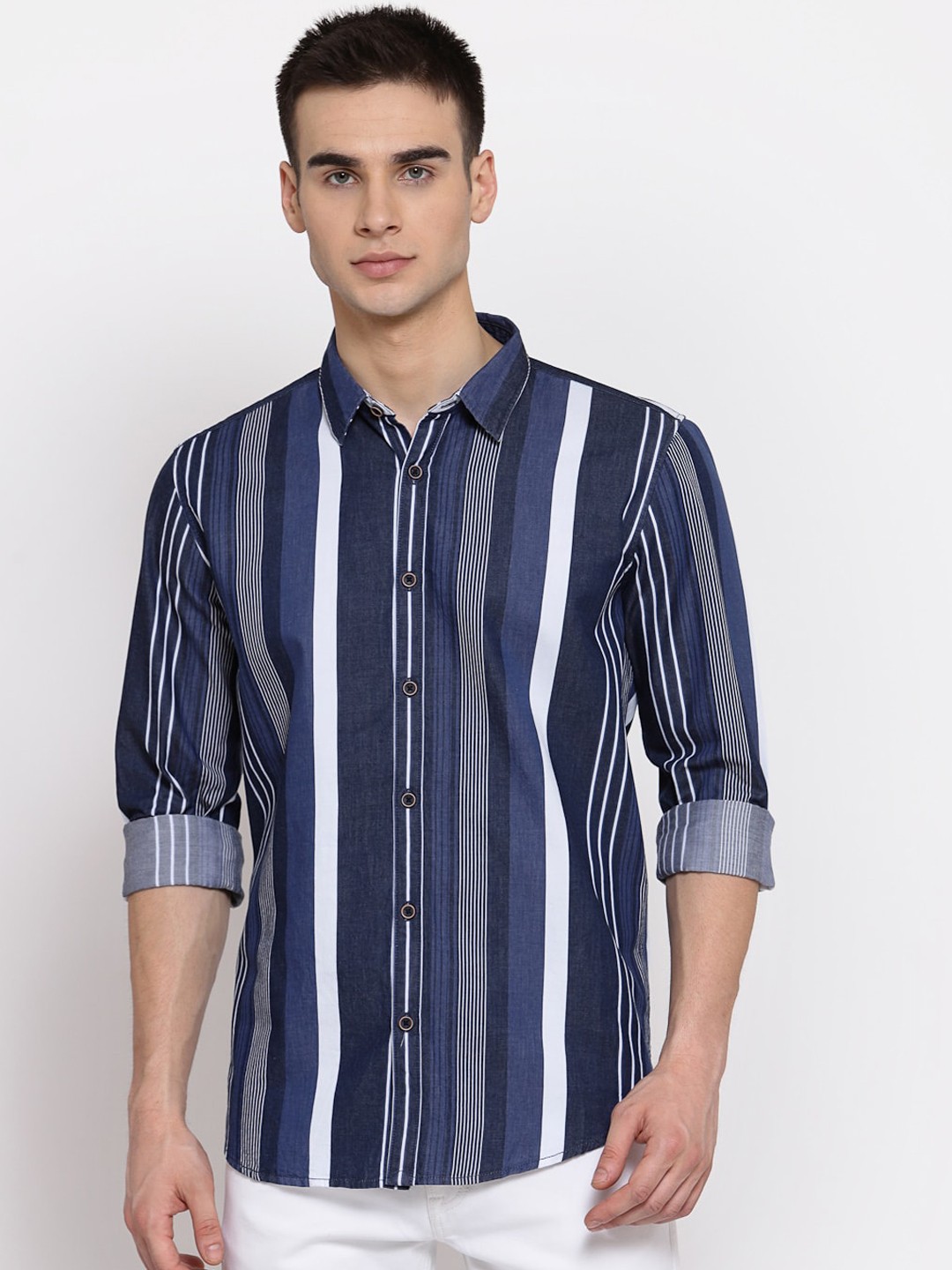 

Pepe Jeans Men Navy Blue Pure Cotton Regular Fit Striped Casual Shirt
