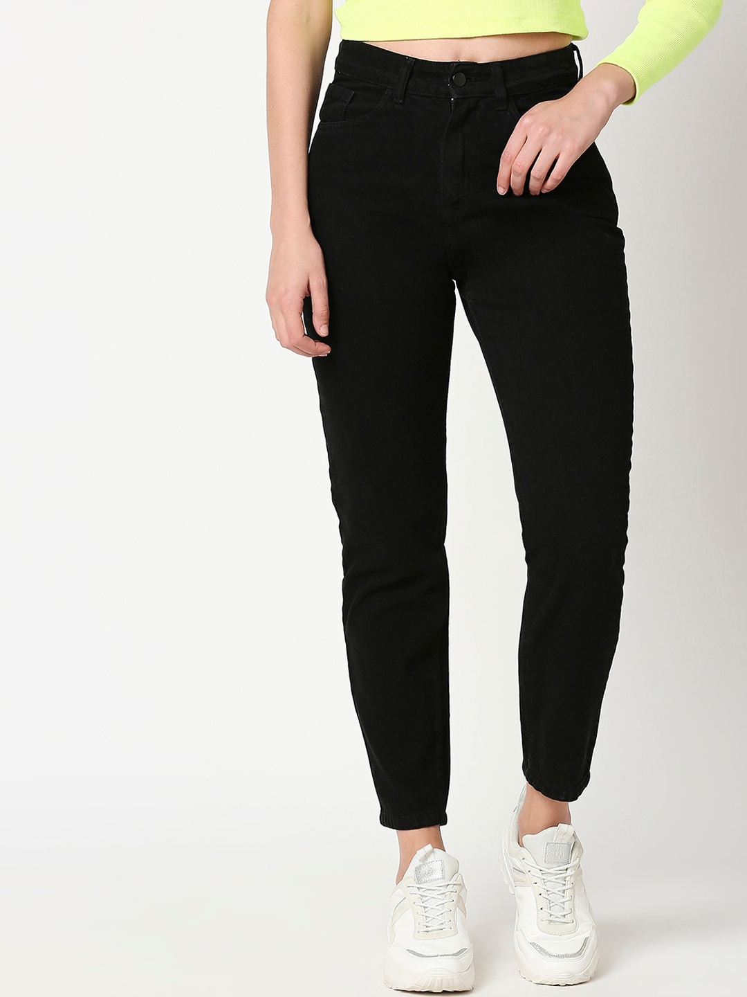 

AMMARZO Women Black Regular Fit Jeans