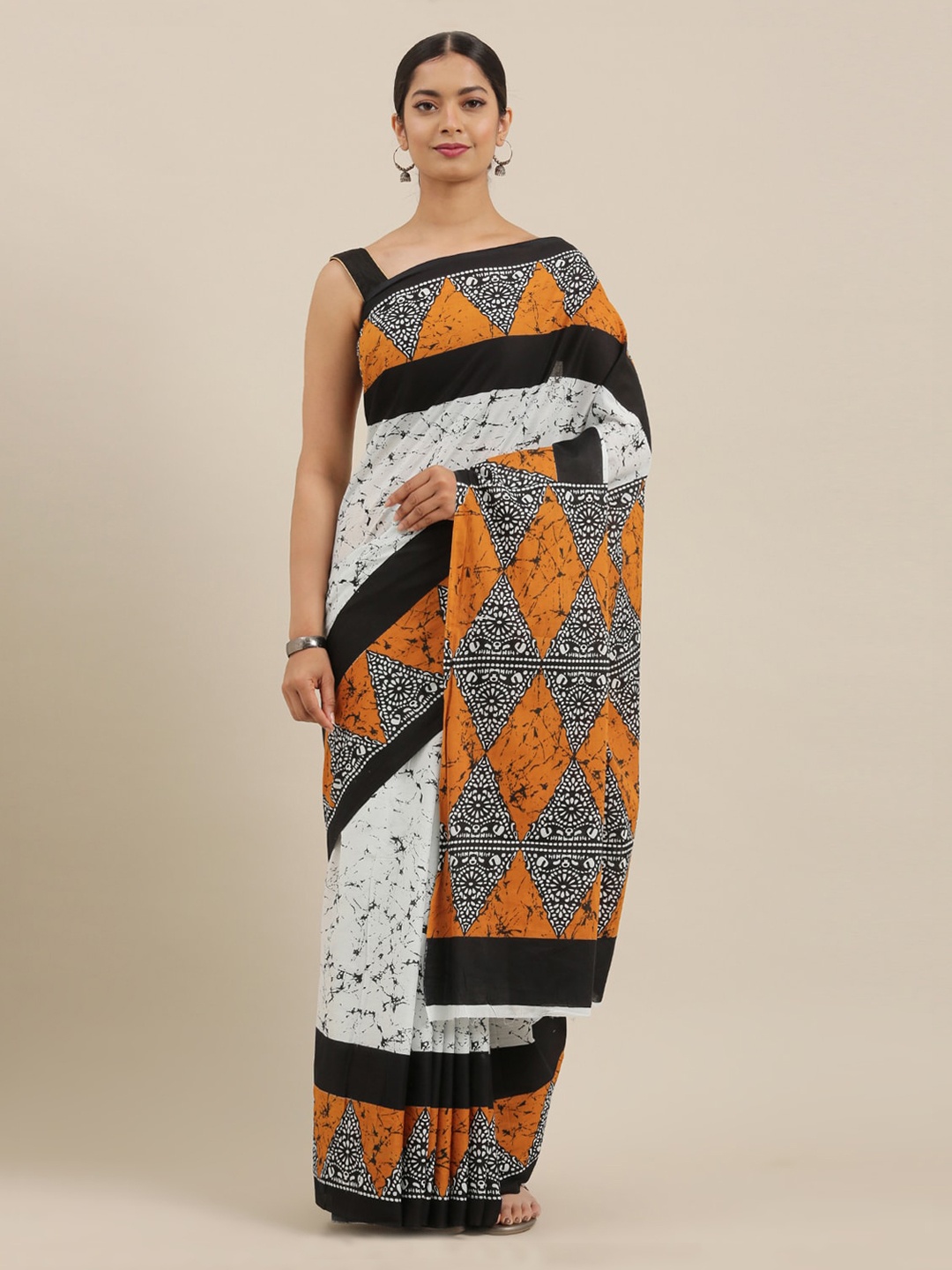 

The Chennai Silks Off-White Printed Pure Cotton Saree