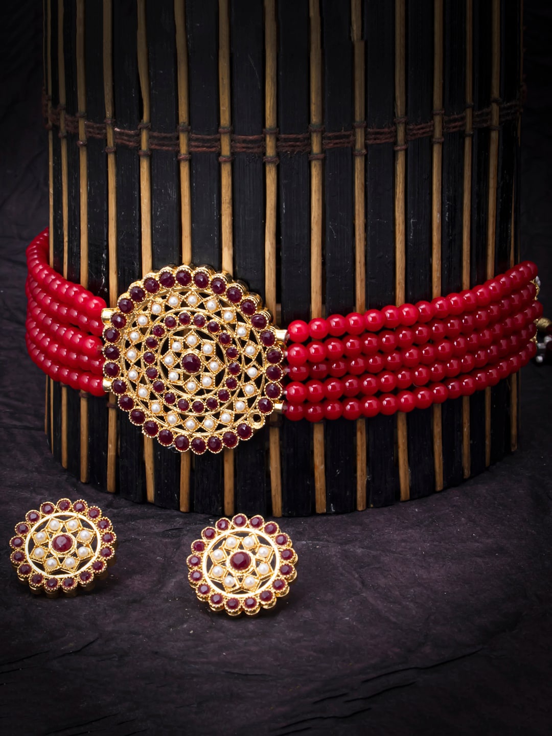 

Sukkhi Gold-Plated Maroon & White Pearl-Studded Beaded Sustainable Jewellery Set