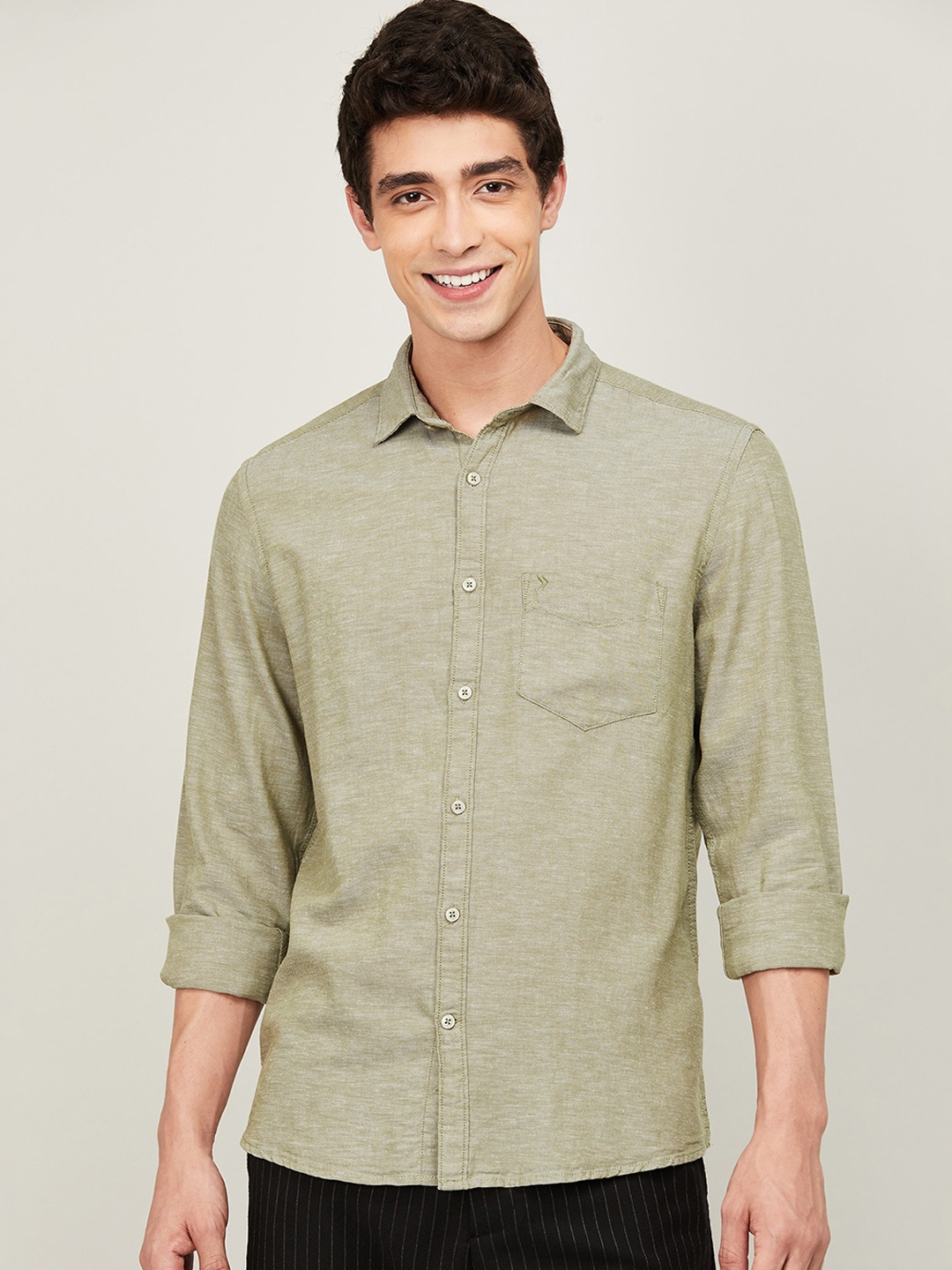 

CODE by Lifestyle Men Olive Green Regular Fit Solid IRISH R Linen Casual Shirt