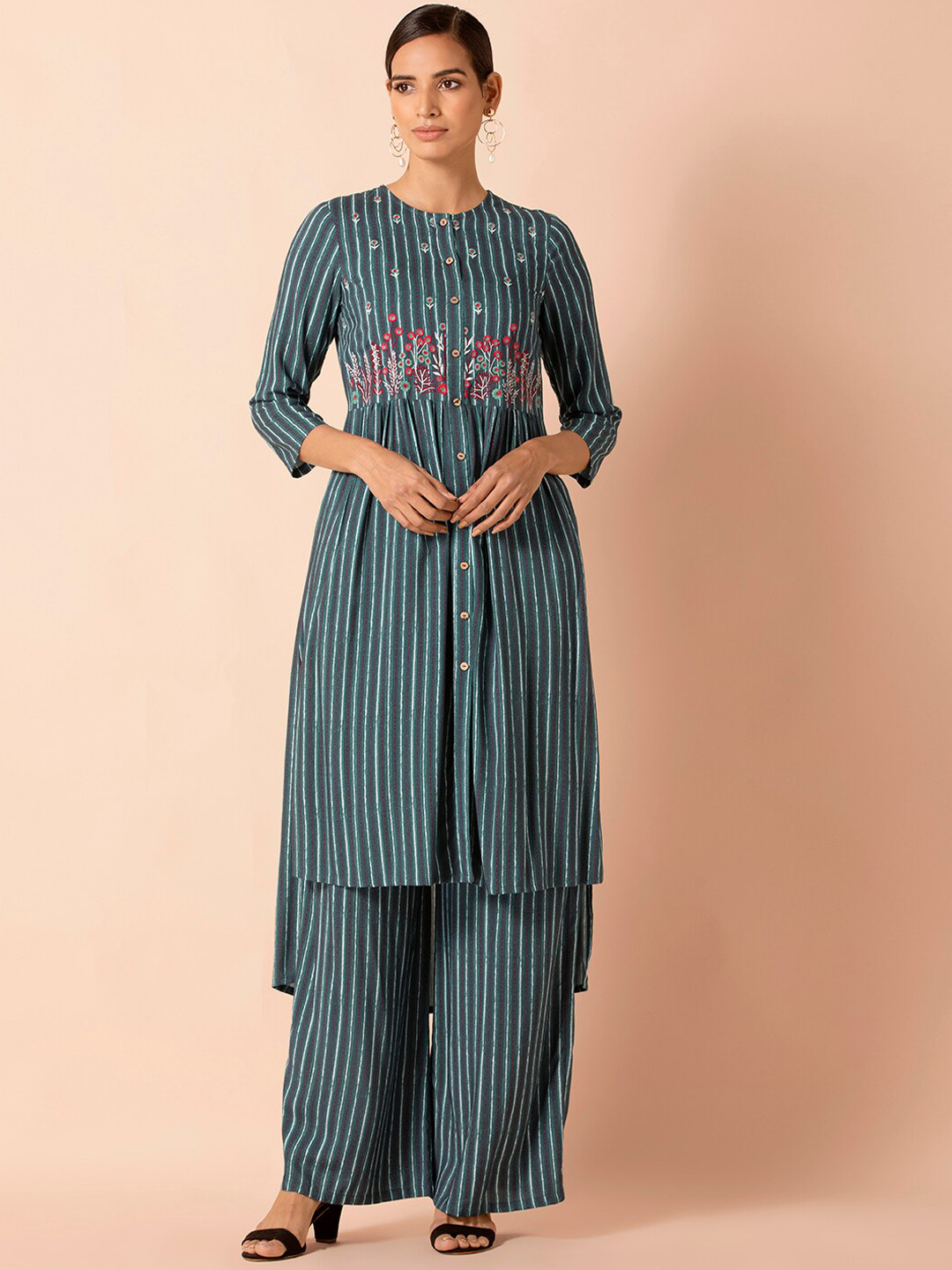 

INDYA Women Green & White Striped Thread Work Kurta