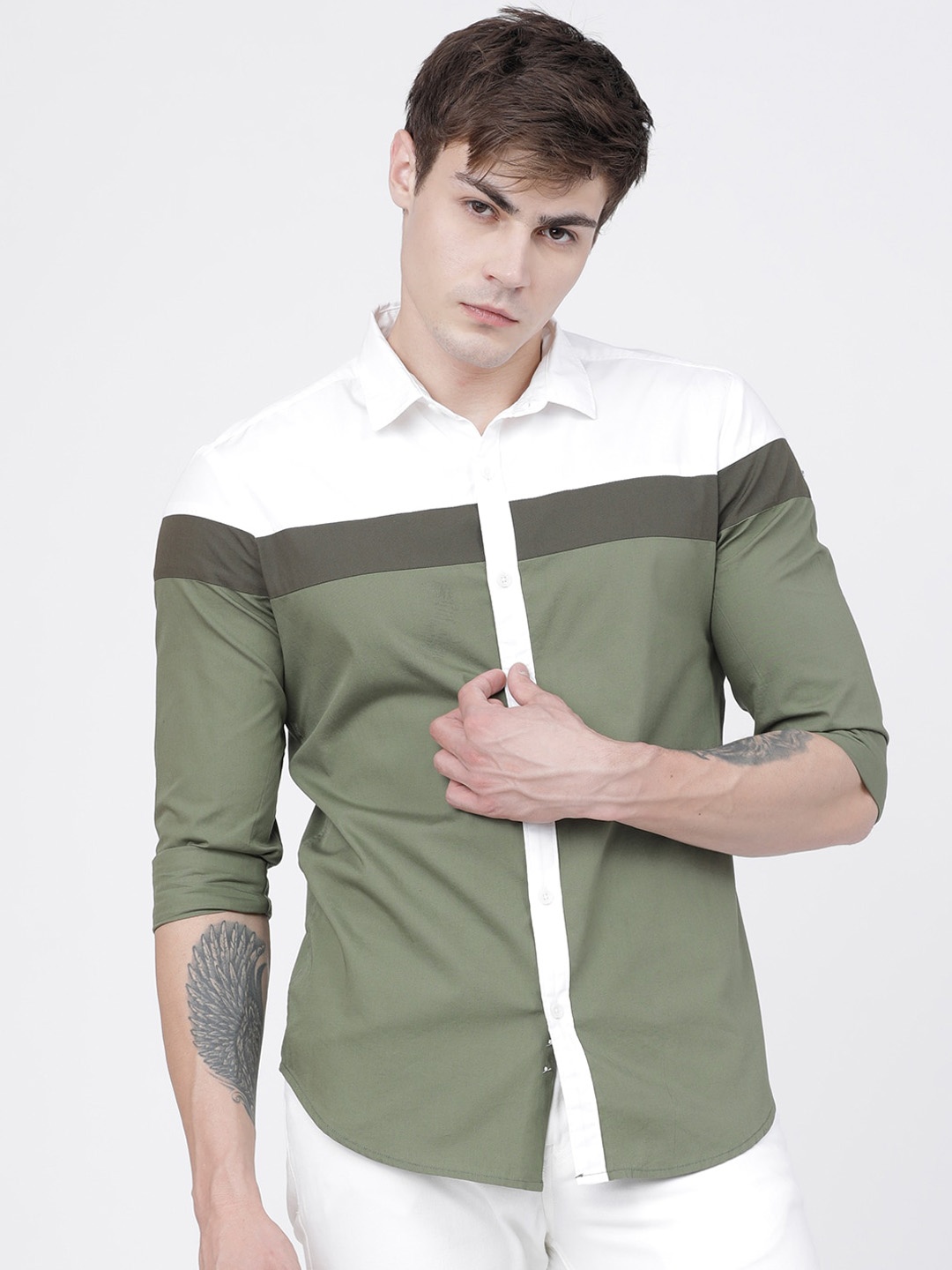 

HIGHLANDER Men White Slim Fit Colourblocked Casual Shirt