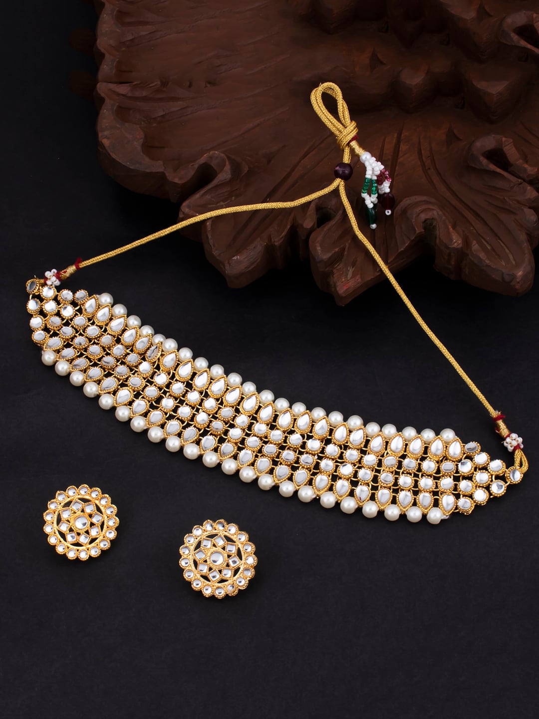 

Sukkhi Gold-Plated Maroon & White Kundan Pearl Beaded Choker Necklace Set
