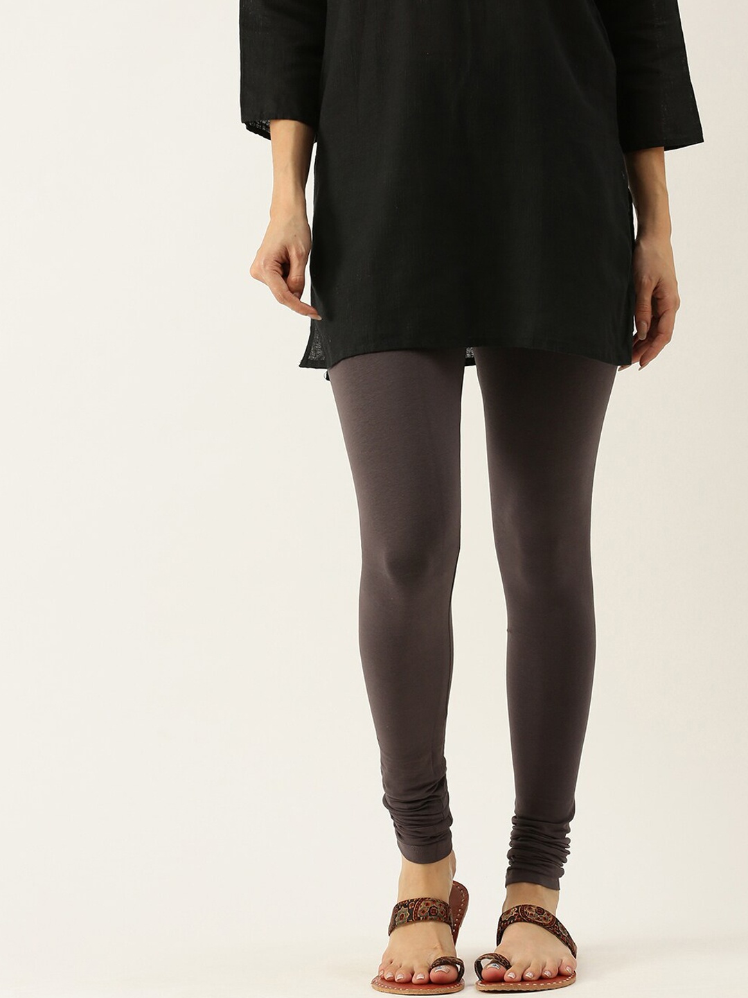 

De Moza Women Grey Solid Churidar-Length Leggings