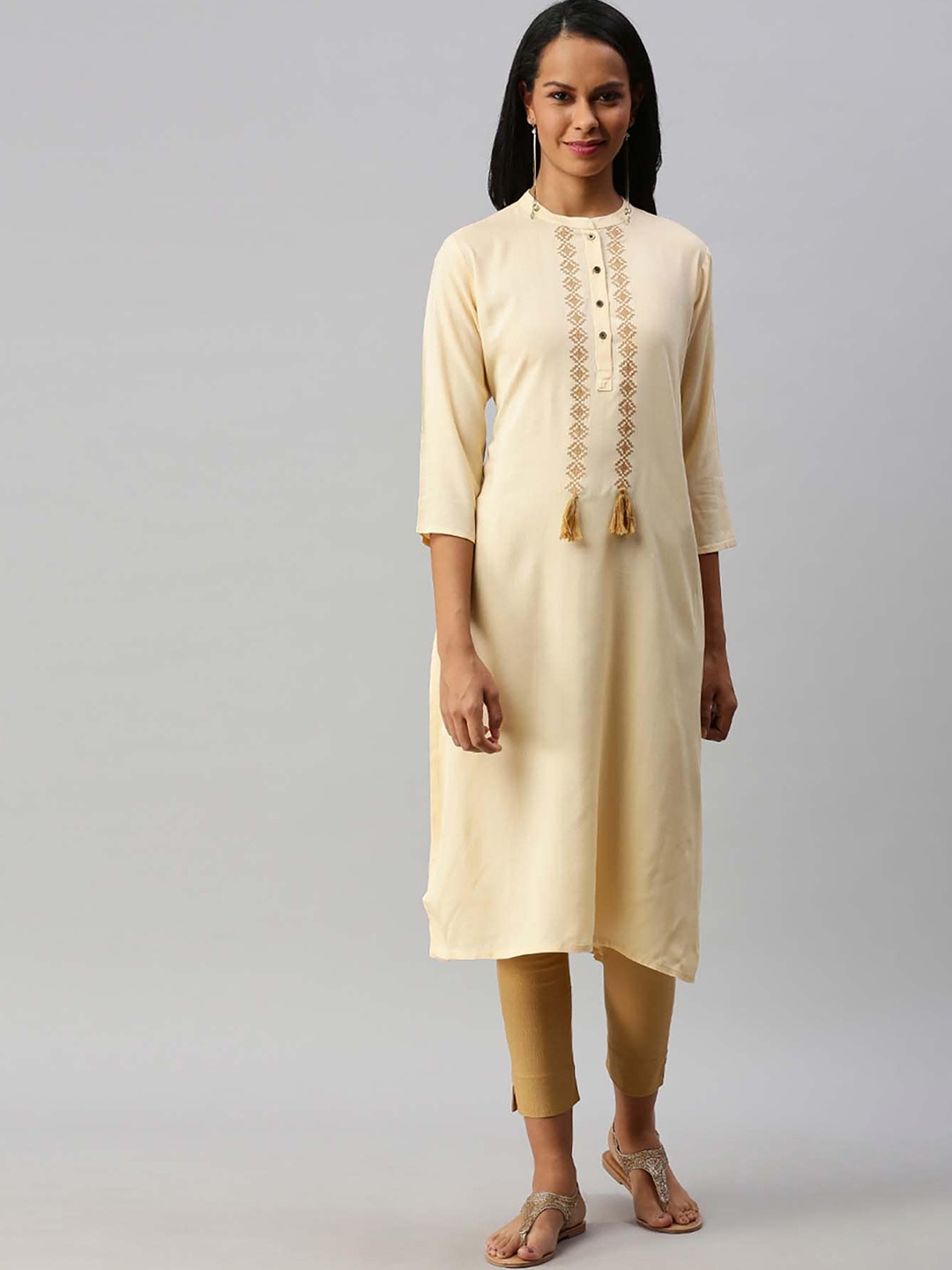 

Soch Women Cream-Coloured & Beige Geometric Yoke Design Thread Work Pastels Kurta
