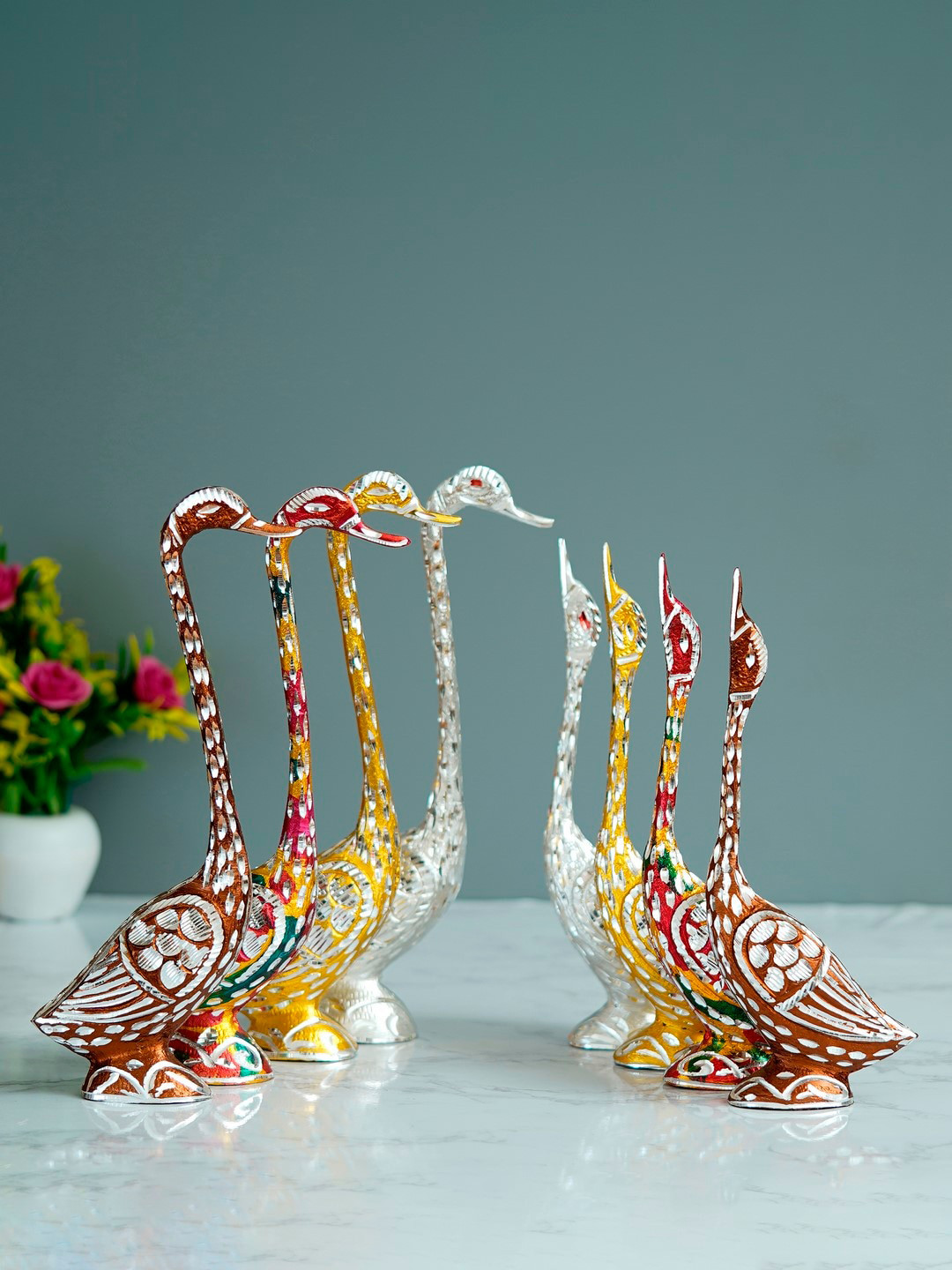 

eCraftIndia Set of 8 Multicolored Kissing Swan Couple Handcrafted Figurine Showpieces, Gold