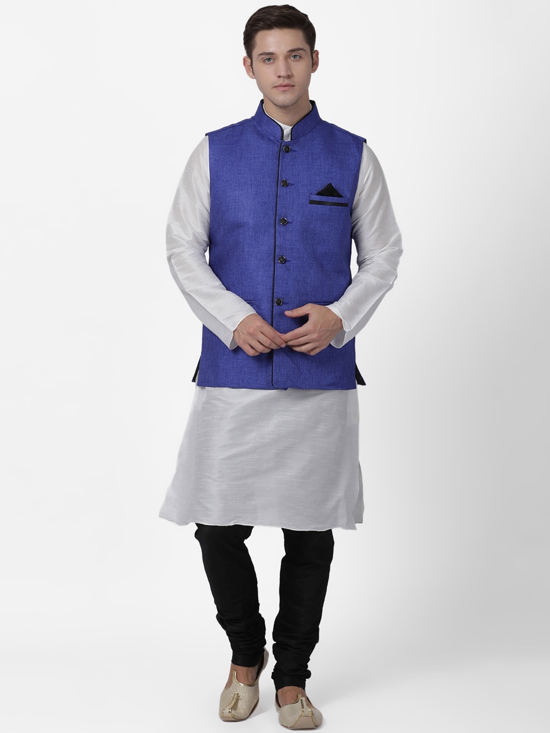 

TABARD Men White Solid Kurta with Churidar and Nehru Jacket