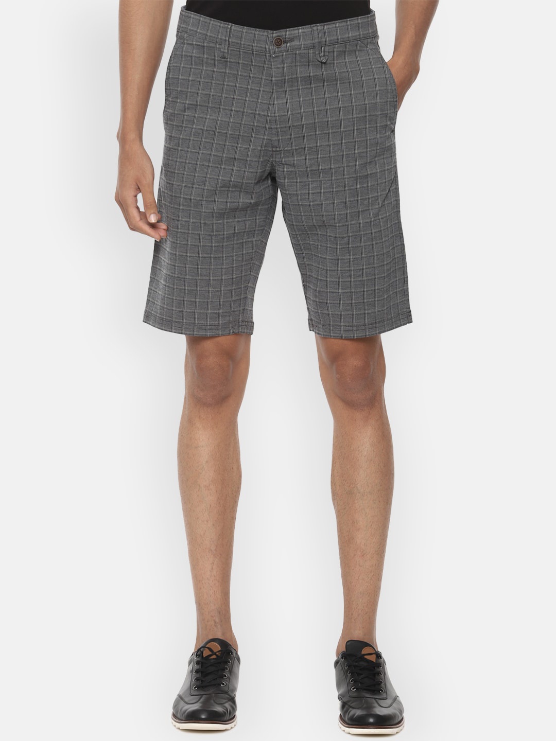 Van Heusen Sport Men Grey & White Checked Regular Fit Regular Shorts