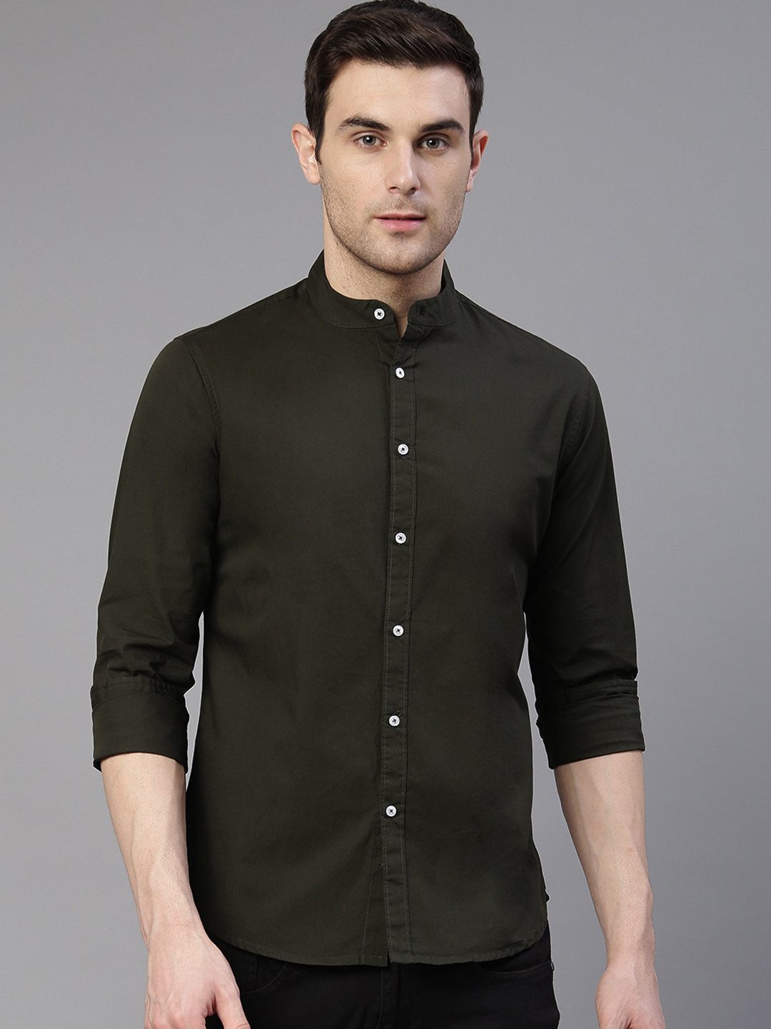 

Dennis Lingo Men Green Comfort Slim Fit Solid Pure Cotton Casual Shirt