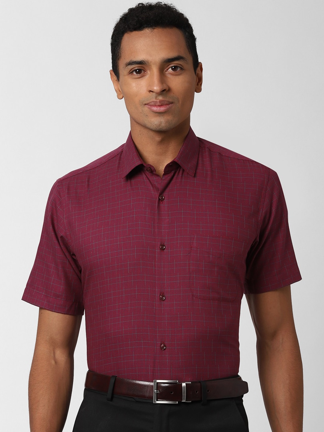 

Peter England Men Burgundy Self Design Regular Fit Cotton Casual Shirt