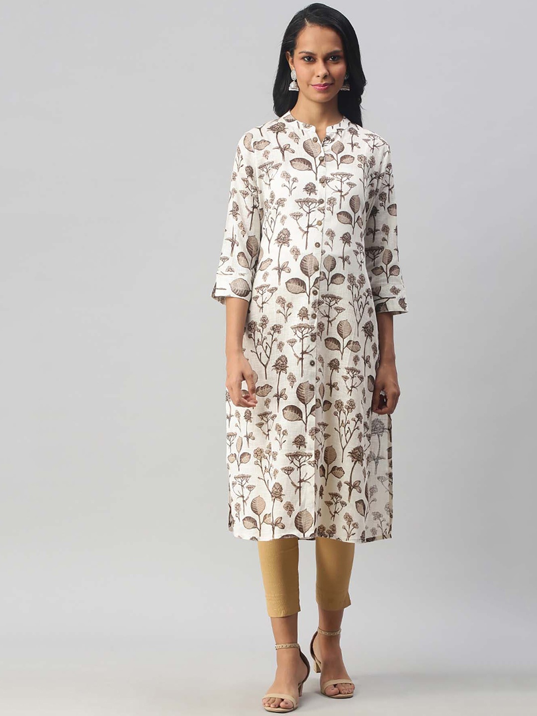 

Soch Women White & Grey Floral Printed Kurta