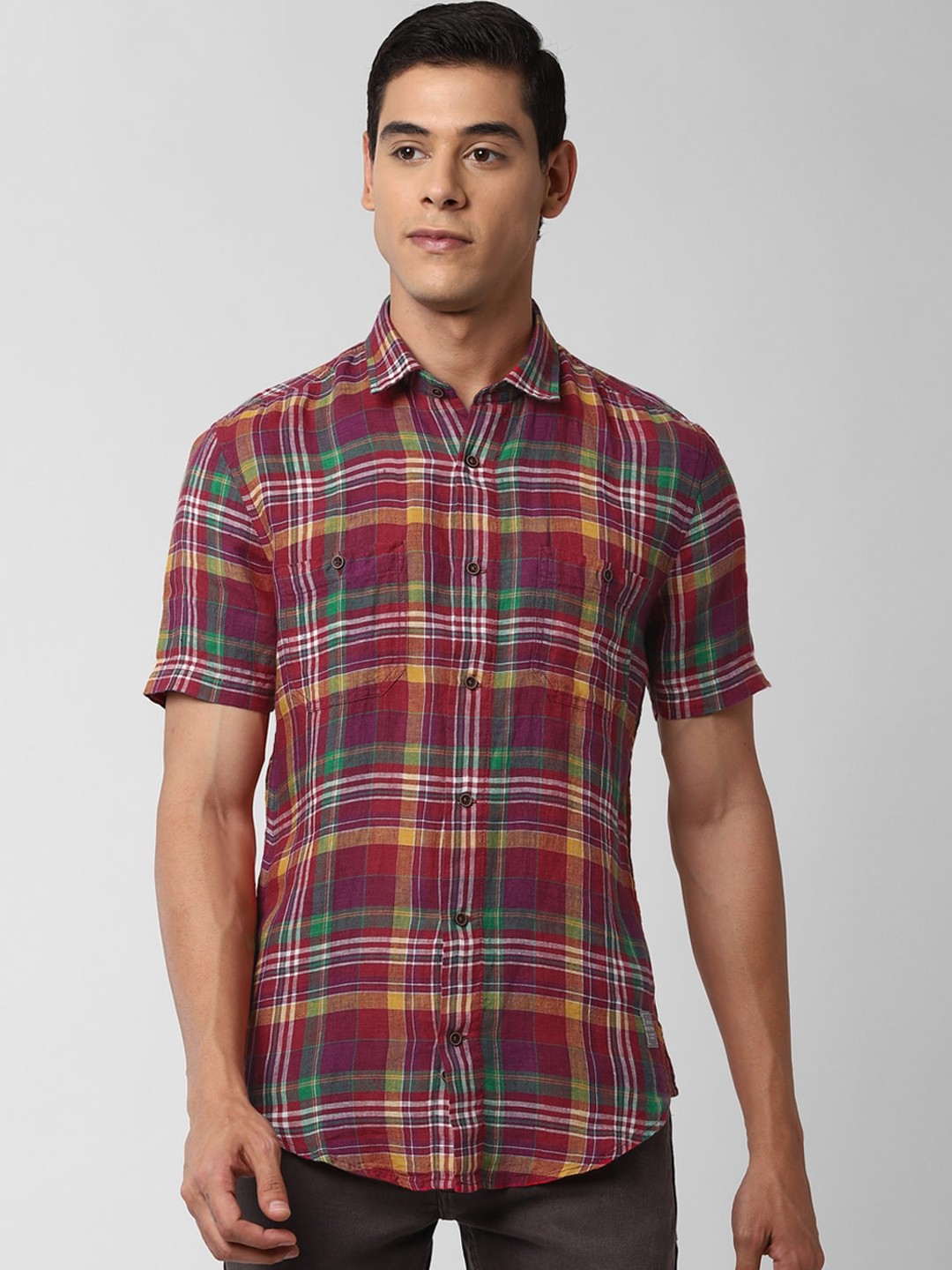

Peter England Casuals Men Maroon Slim Fit Checked Casual Shirt