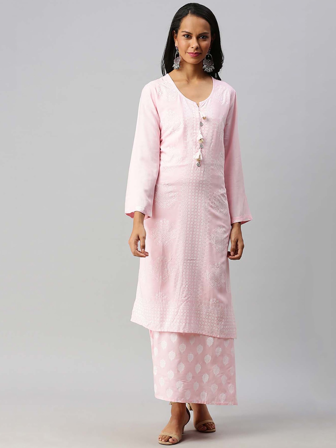 

Soch Women Pink & White Ethnic Motifs Printed Layered Kurta