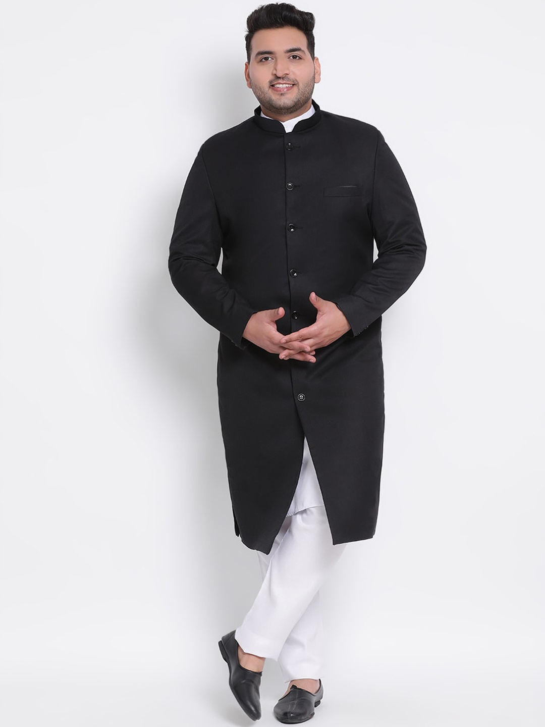 

Hangup Men Black & White Solid Sherwani Set
