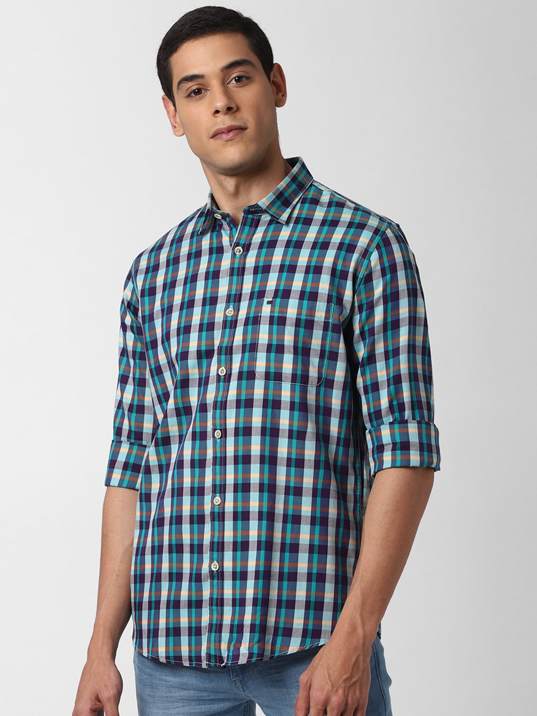 

Peter England Casuals Men Turquoise Blue Slim Fit Checked Pure Cotton Casual Shirt