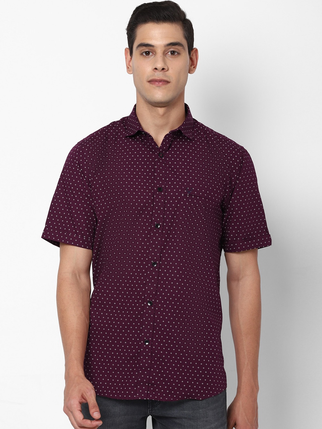 

Allen Solly Men Burgundy & White Slim Fit Printed Casual Shirt