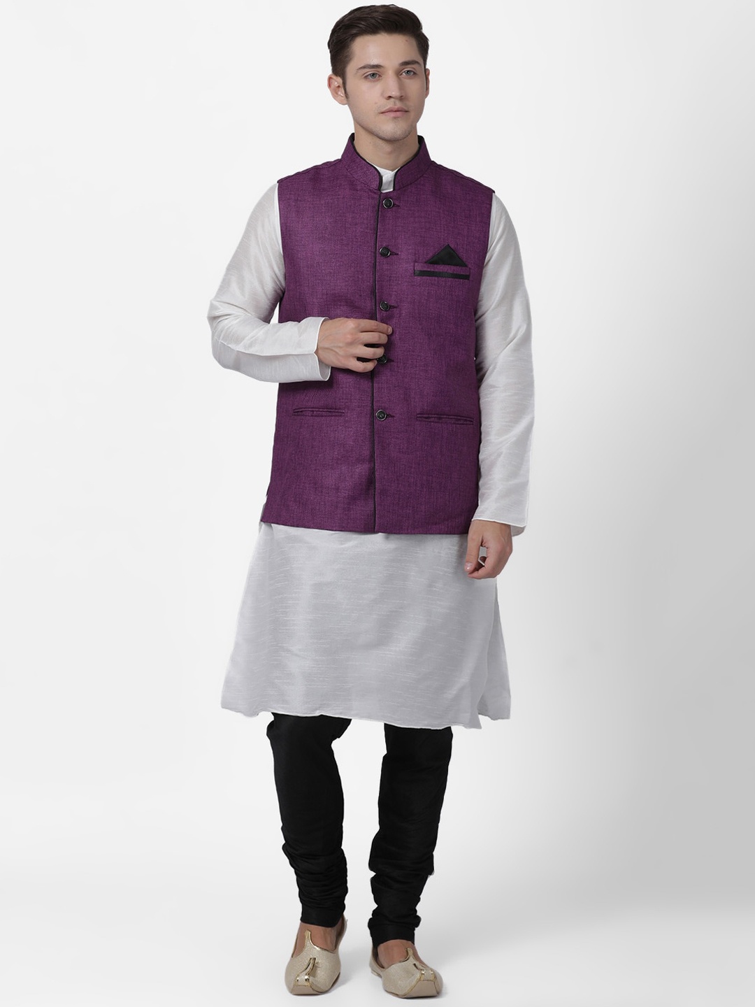 

TABARD Men Off-White & Black Solid Kurta with Churidar & Nehru Jacket
