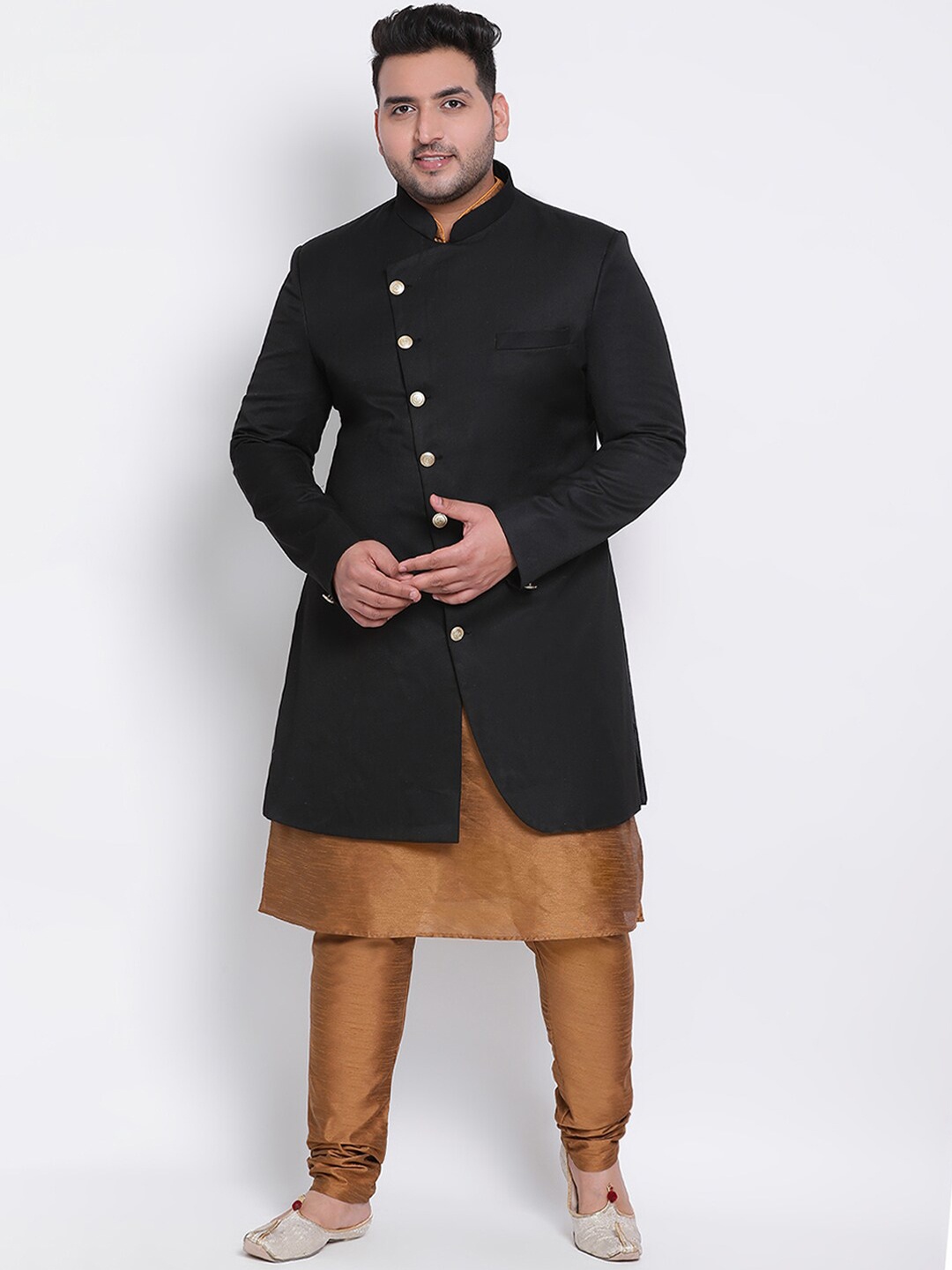 

Hangup Men Plus Size Black & Brown Solid Sherwani Set