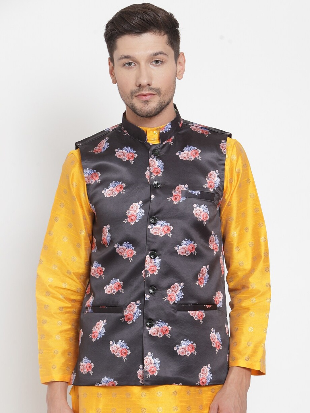 

KLOTTHE Men Black Printed Nehru Jacket
