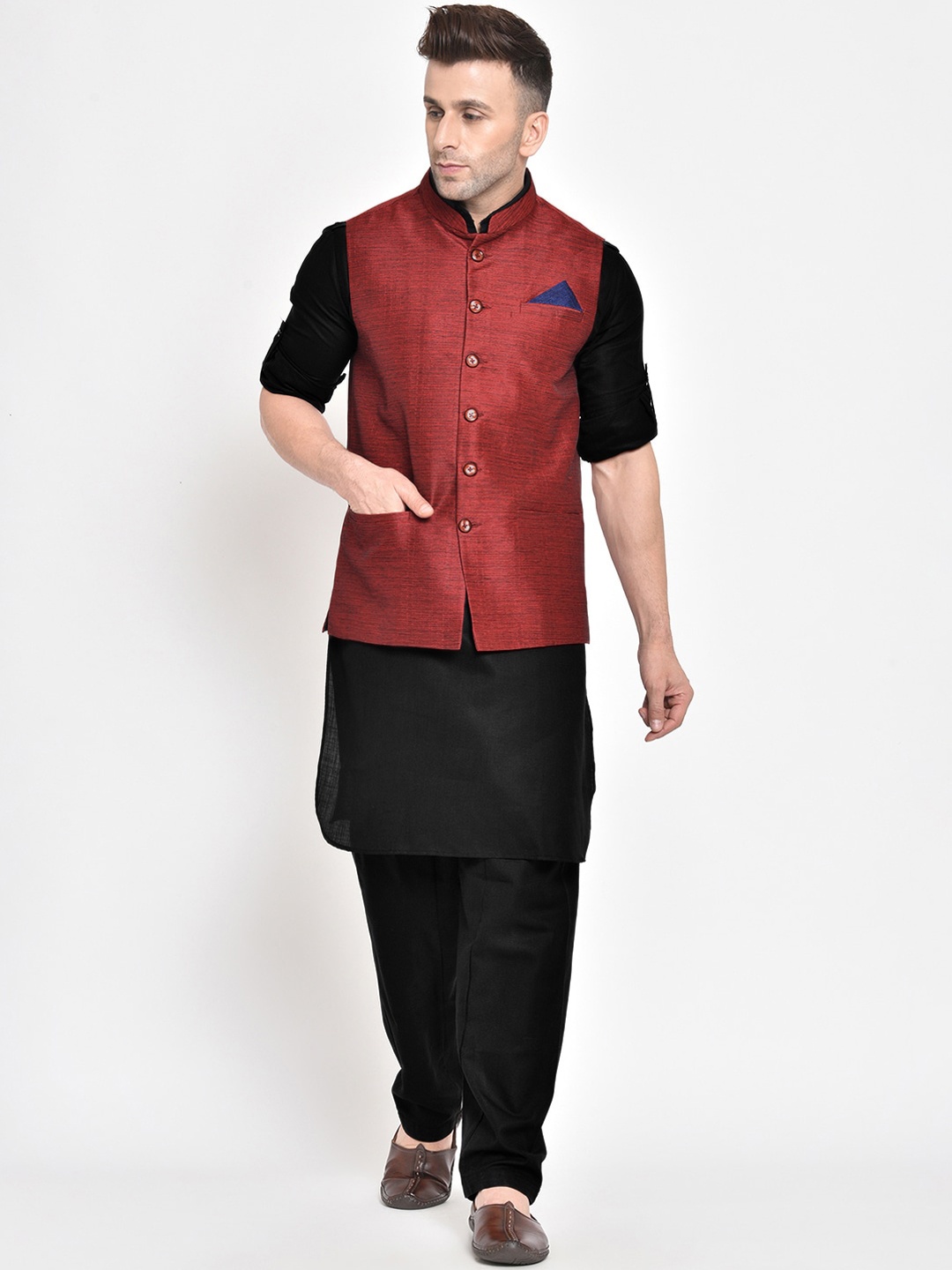 

Hangup Men Maroon 3Pc Kurta Pyjama and Nehru Set