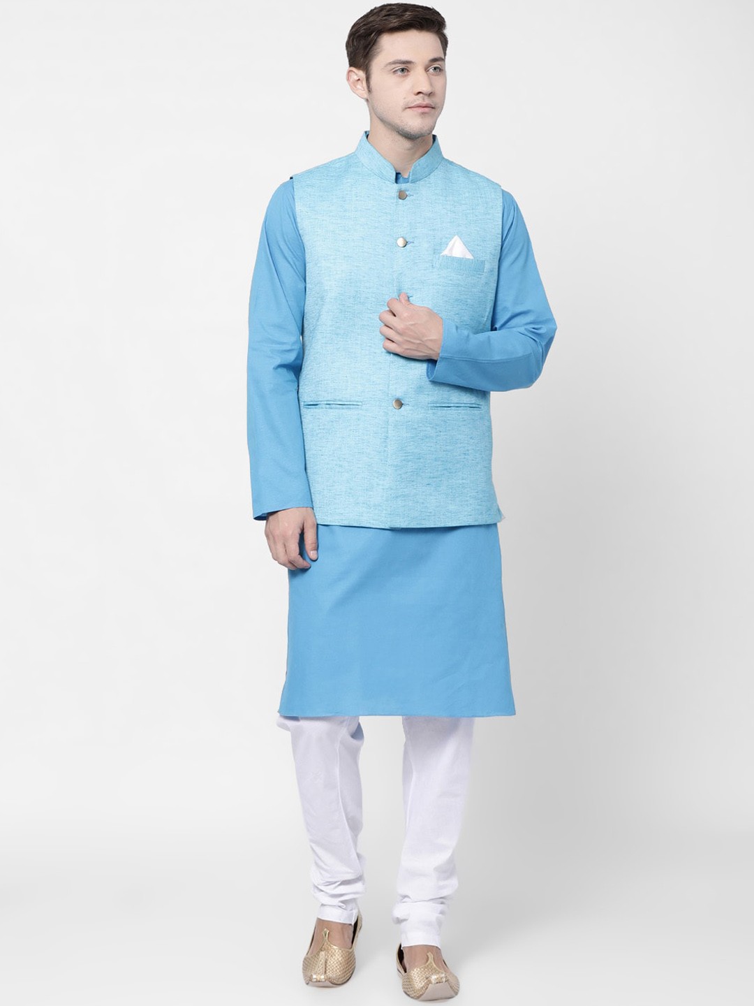 

TABARD Men Blue & White Solid Kurta with Churidar & Jacket