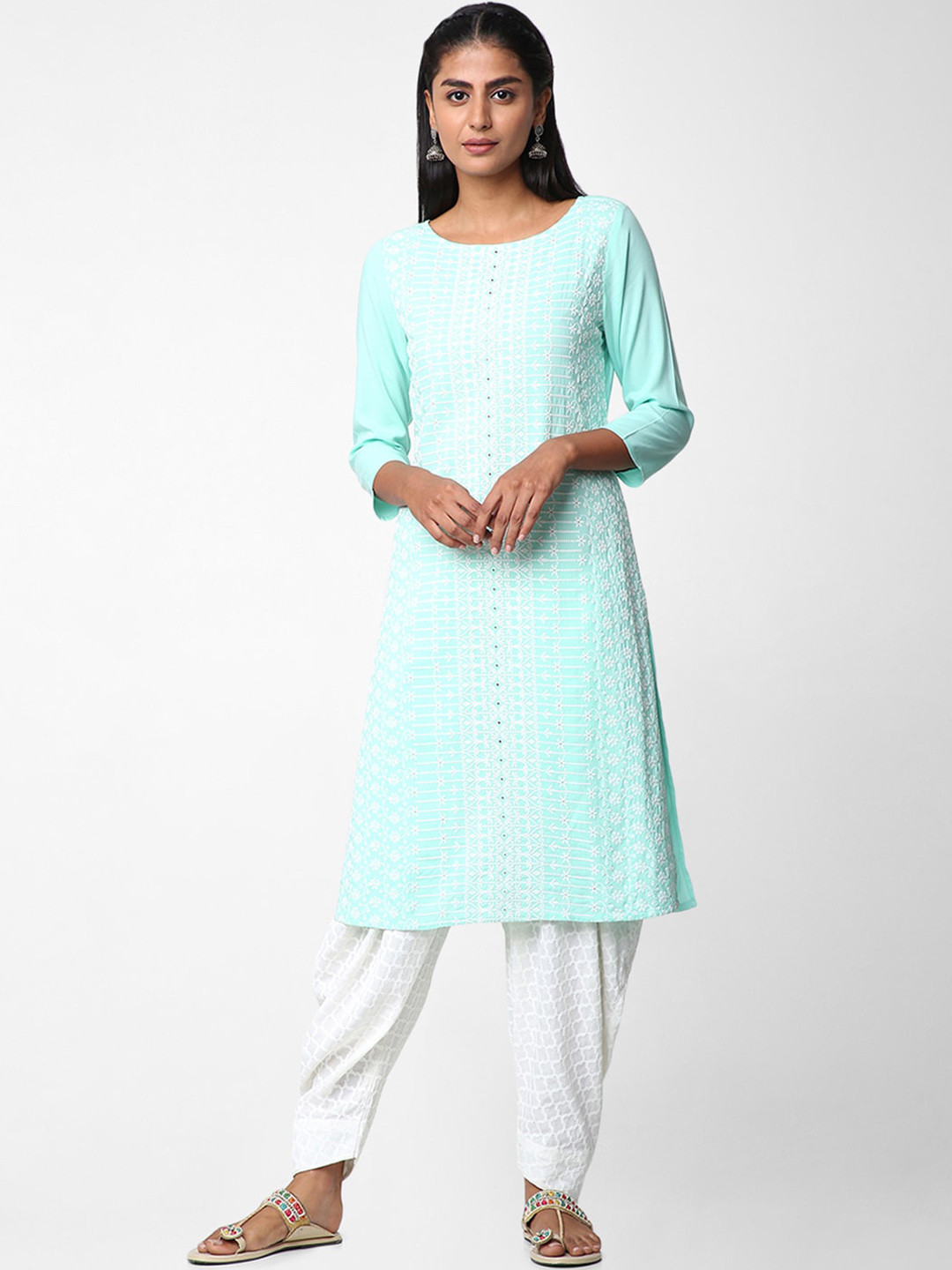 

Naari Women Turquoise Blue & White Chikankari Kurta