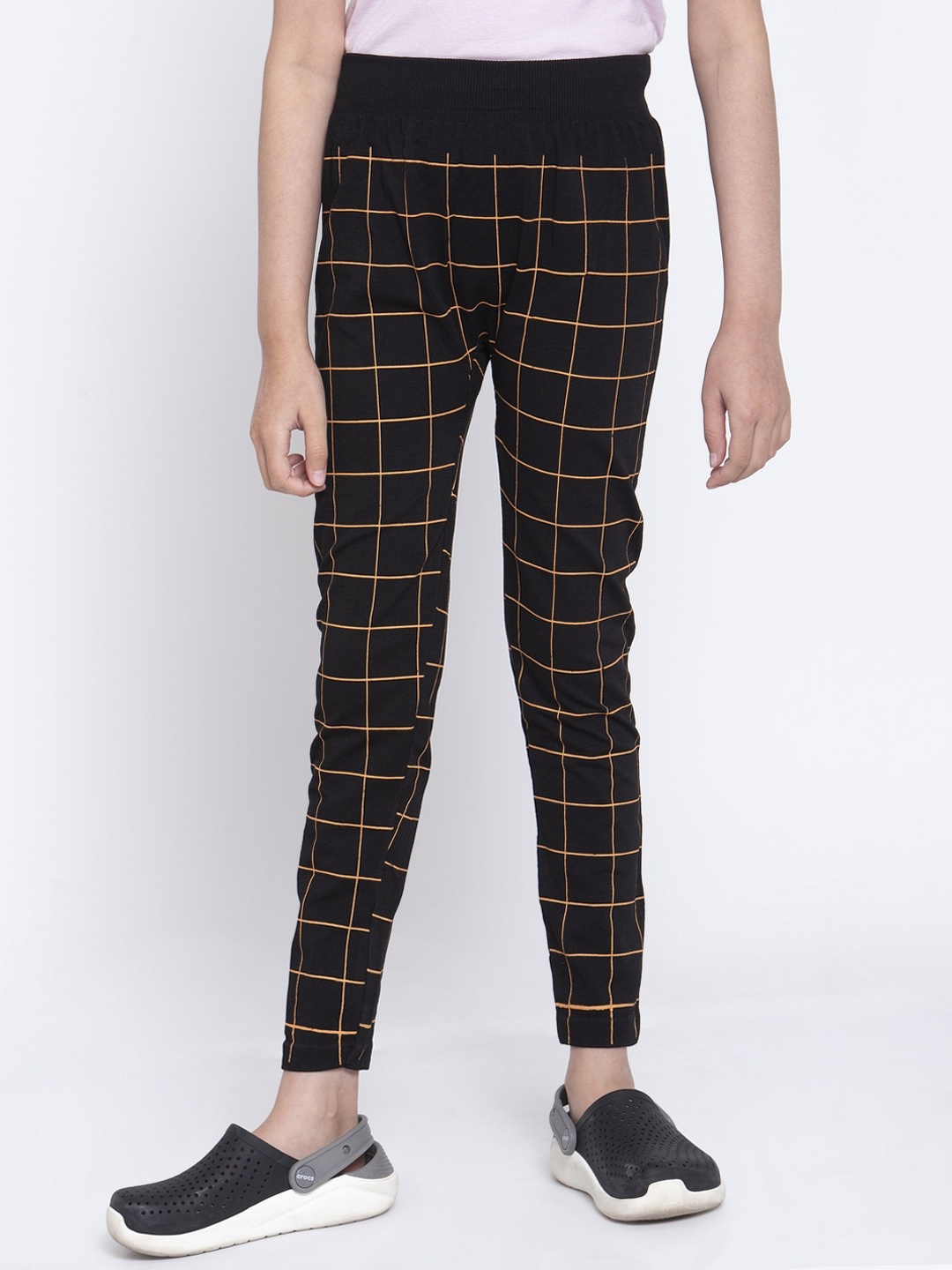 KLOTTHE Girls Black & Yellow Checked Slim-Fit Ankle-Length Treggings