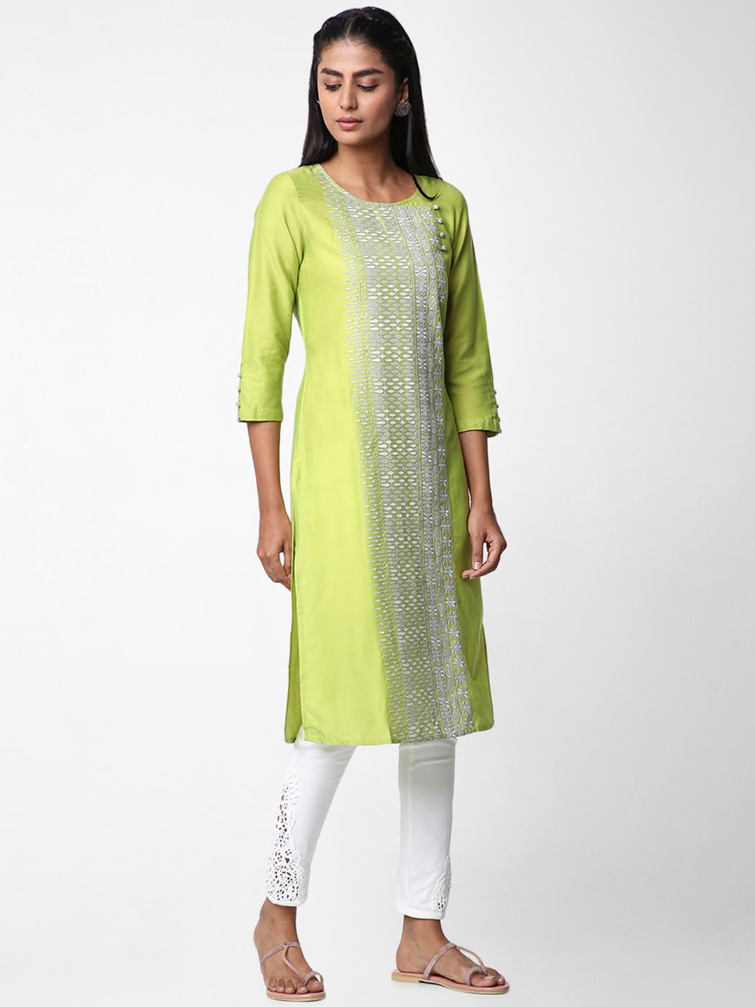

Naari Women Green Floral Kurta